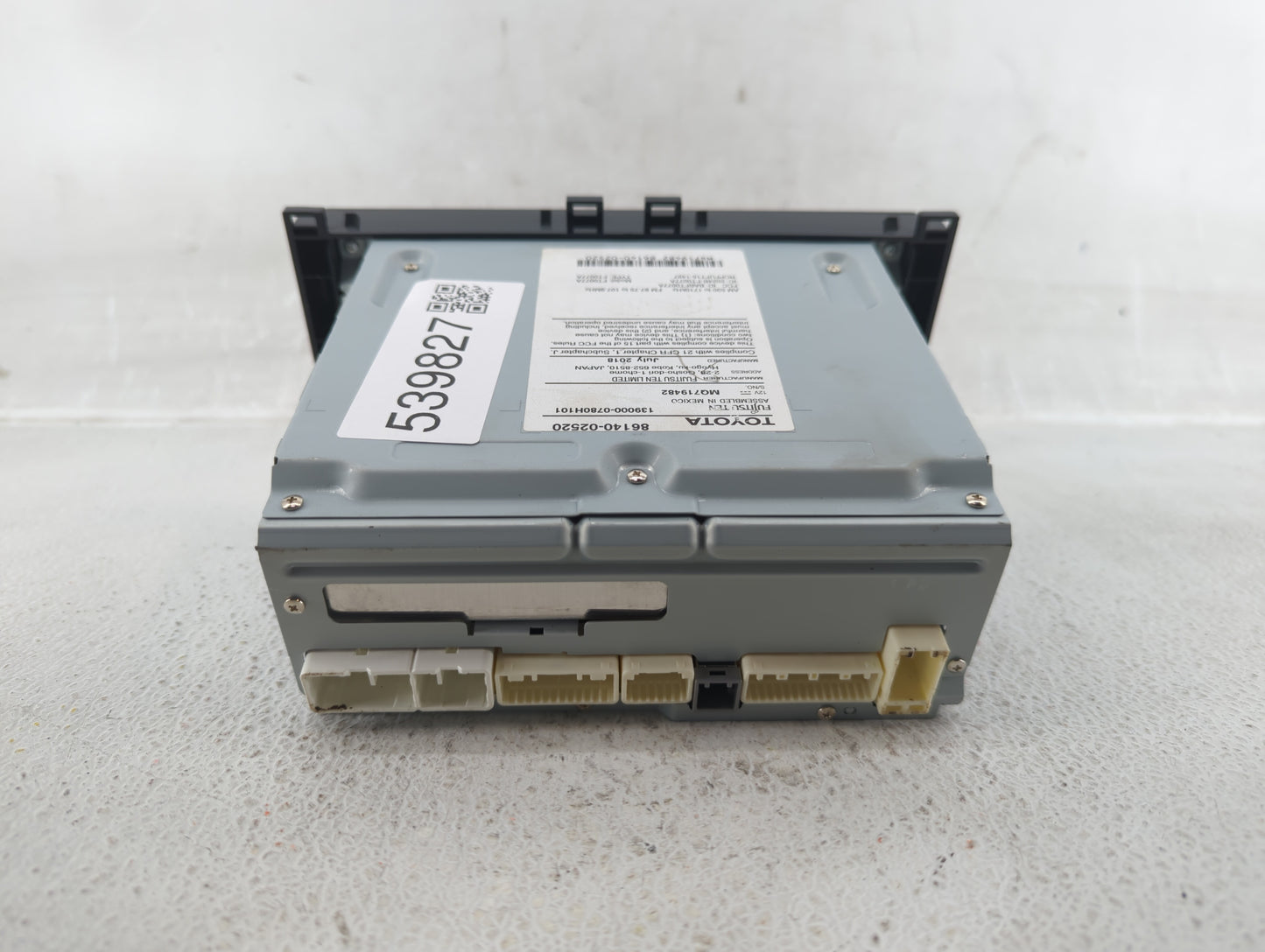 2017-2019 Toyota Corolla Am Fm Cd Player Radio Receiver - Oemusedautoparts1.com