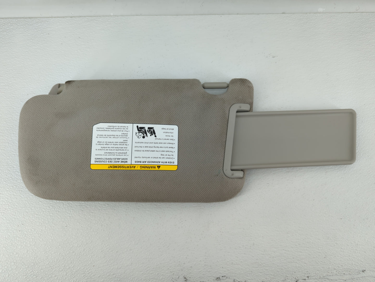 2017-2019 Toyota Corolla Sun Visor Shade Replacement Passenger Right Mirror Fits Fits 2017 2018 2019 OEM Used Auto Parts - O