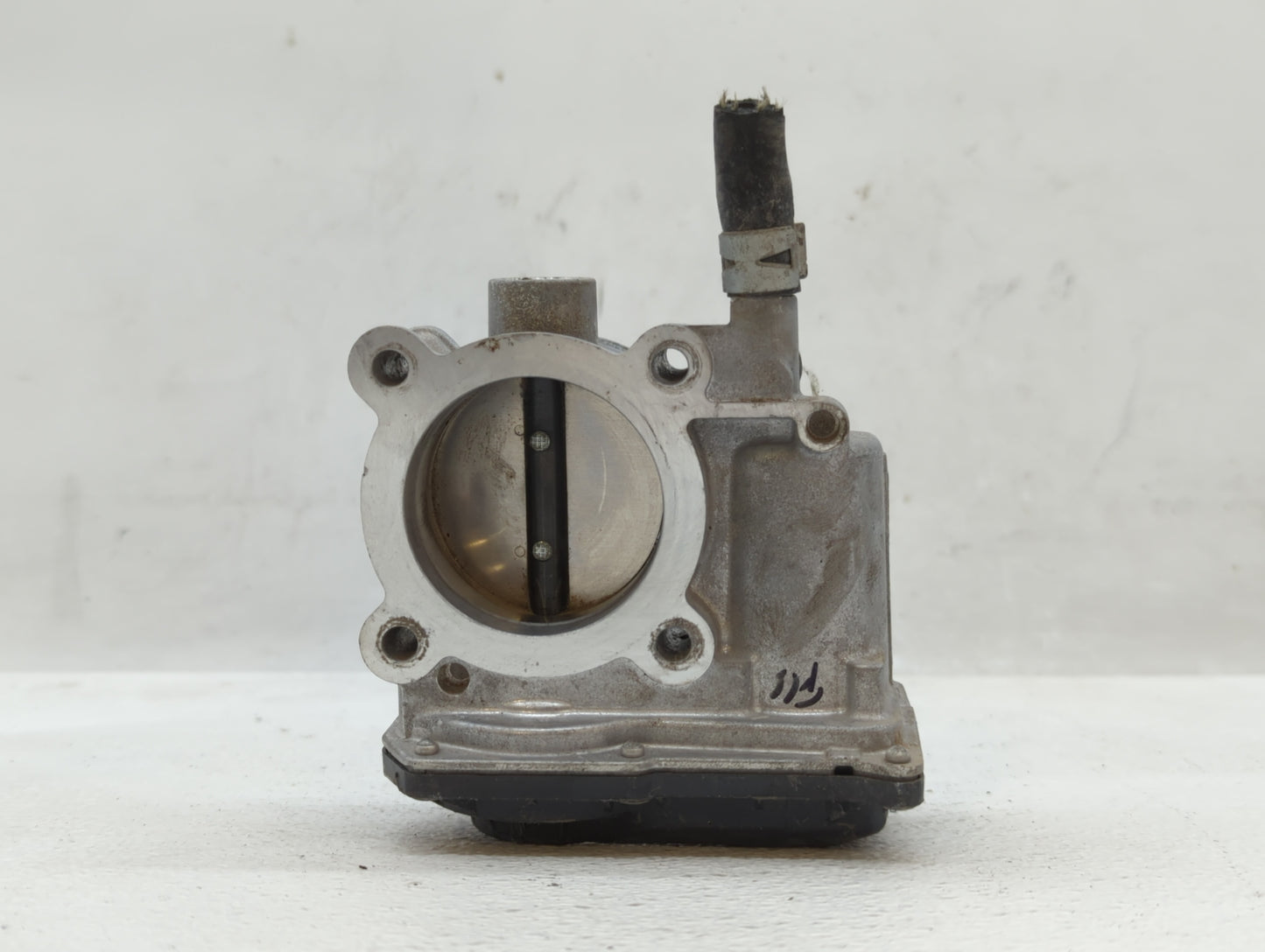 2011-2019 Toyota Corolla Throttle Body P/N:22030-0T080 Fits Fits 2011 2012 2013 2014 2015 2016 2017 2018 2019 OEM Used Auto 