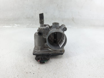 2011-2019 Toyota Corolla Throttle Body P/N:22030-0T080 Fits Fits 2011 2012 2013 2014 2015 2016 2017 2018 2019 OEM Used Auto 