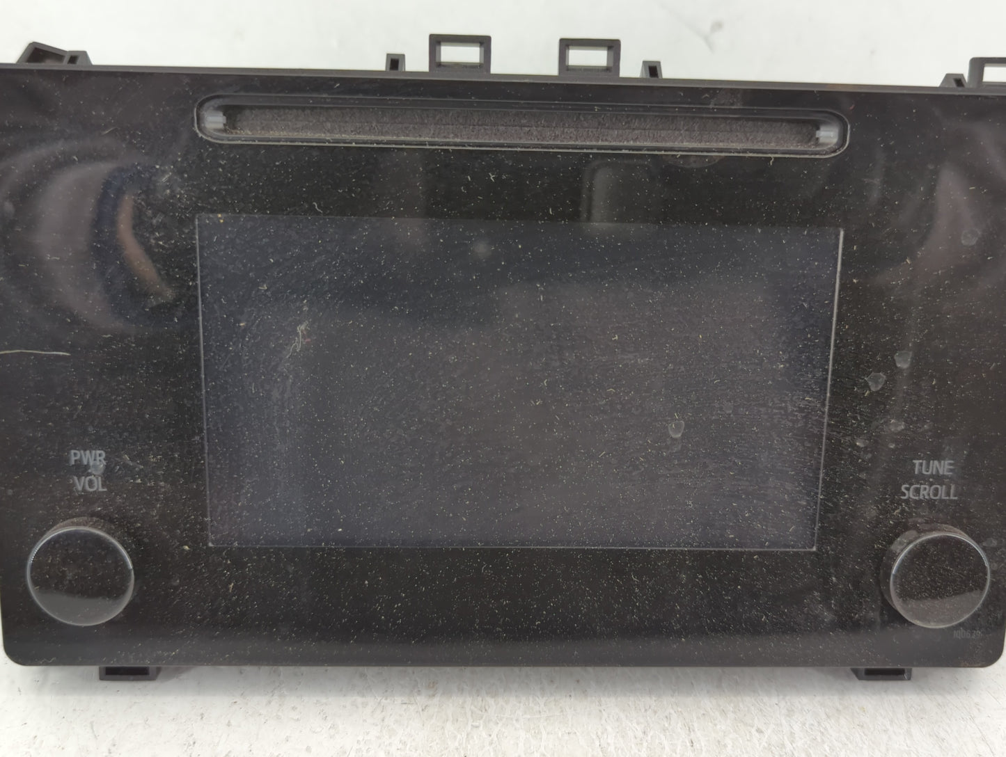2017-2019 Toyota Corolla Am Fm Cd Player Radio Receiver - Oemusedautoparts1.com