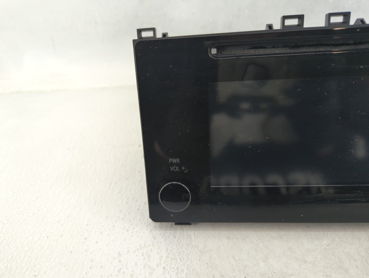 2019-2022 Toyota Corolla Am Fm Cd Player Radio Receiver - Oemusedautoparts1.com