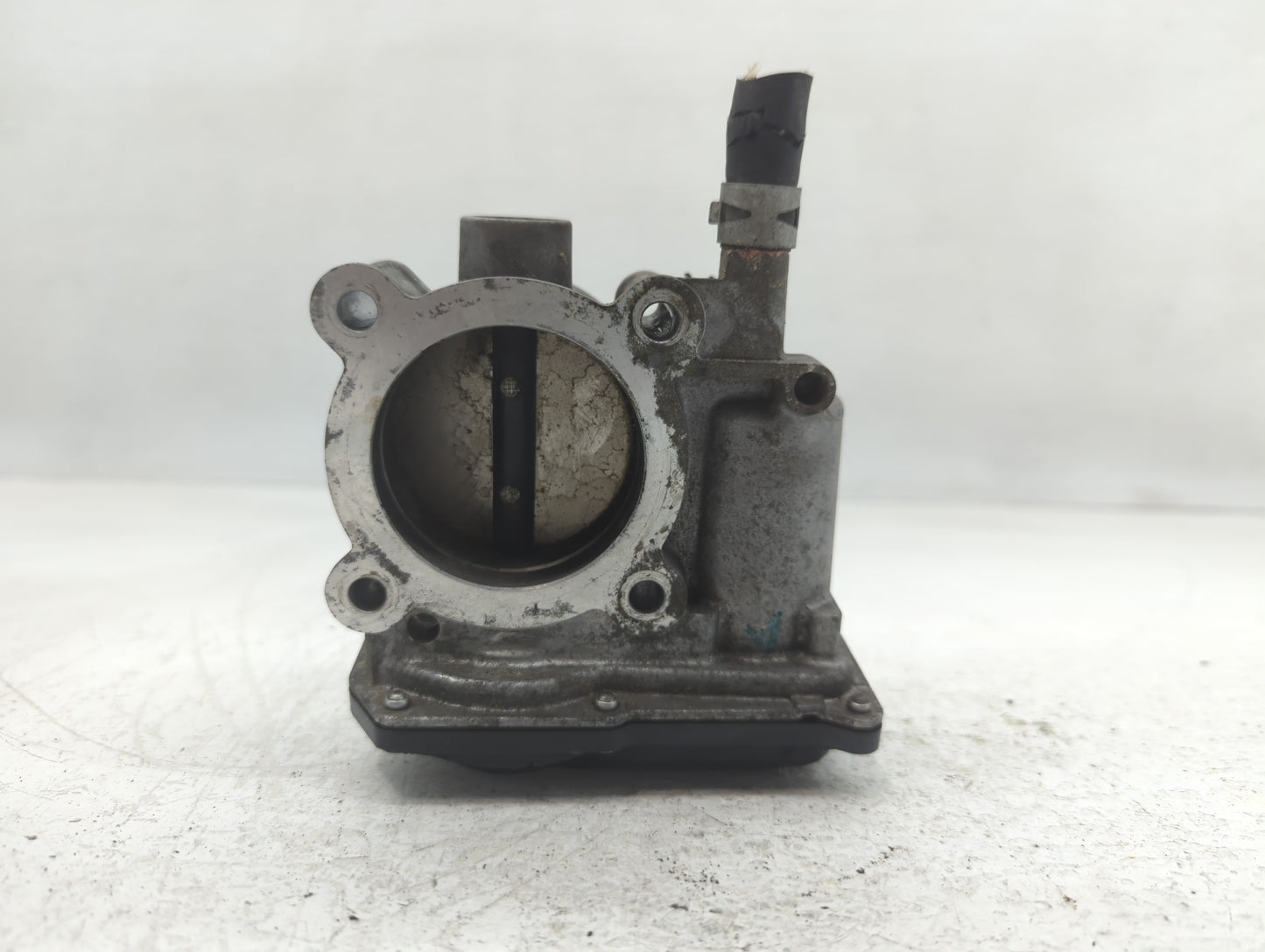 2011-2019 Toyota Corolla Throttle Body P/N:22030-0T080 Fits Fits 2011 2012 2013 2014 2015 2016 2017 2018 2019 OEM Used Auto 