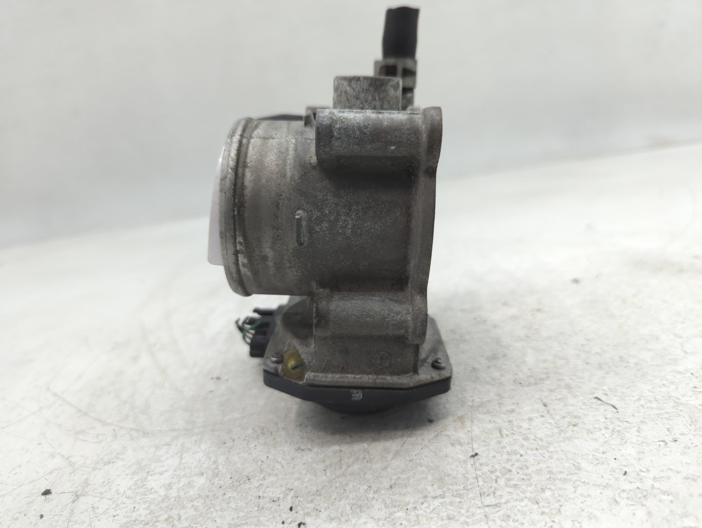 2011-2019 Toyota Corolla Throttle Body P/N:22030-0T080 Fits Fits 2011 2012 2013 2014 2015 2016 2017 2018 2019 OEM Used Auto 