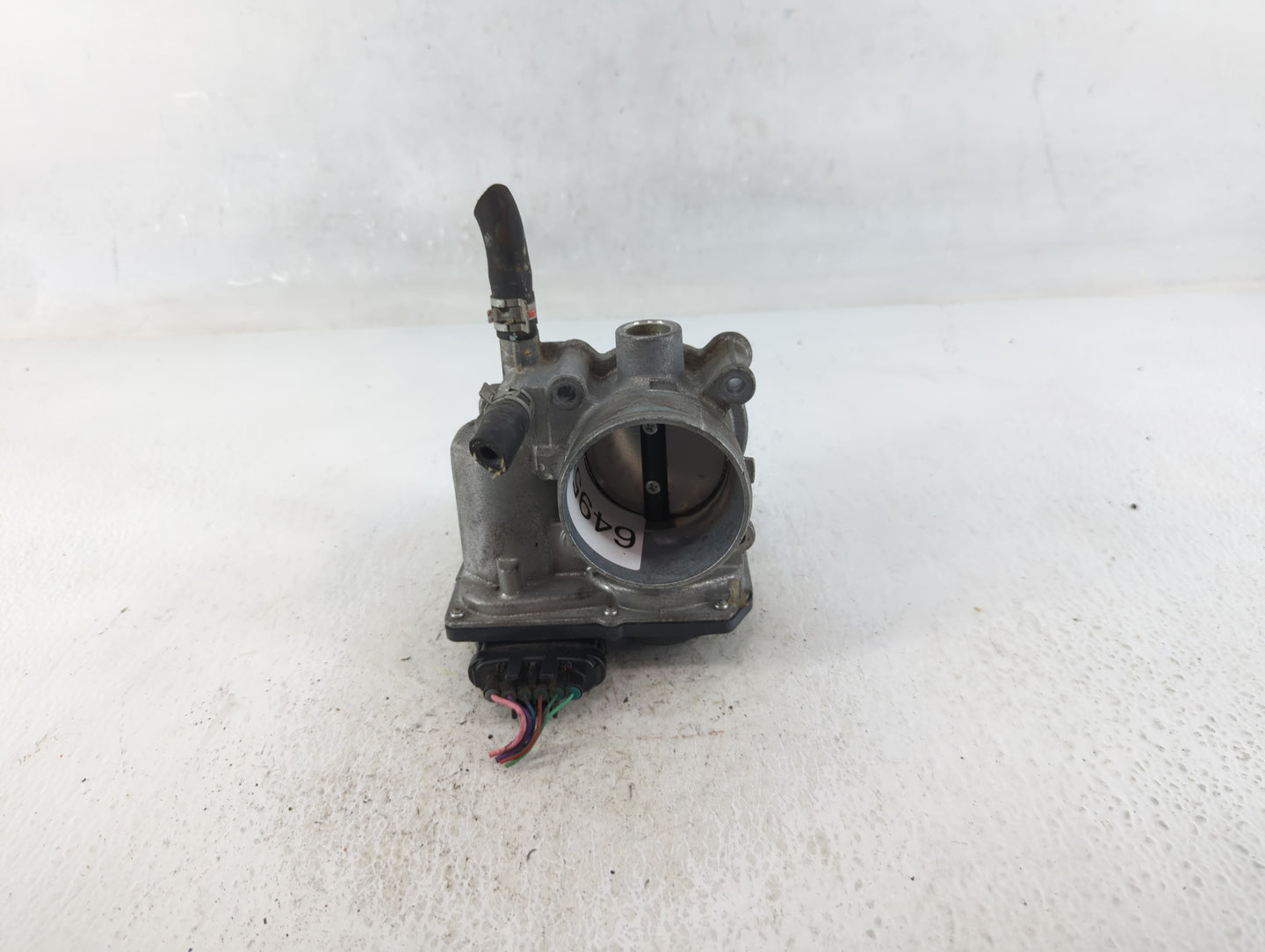 2011-2019 Toyota Corolla Throttle Body P/N:22030-0T080 Fits Fits 2011 2012 2013 2014 2015 2016 2017 2018 2019 OEM Used Auto 