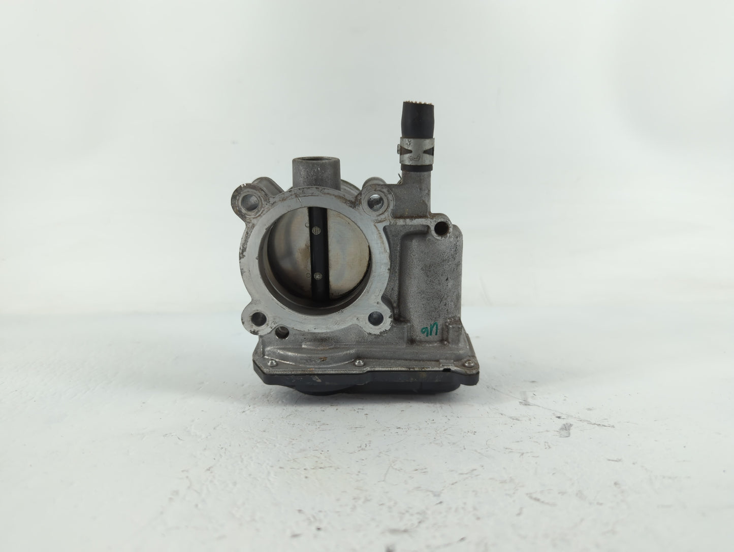 2011-2019 Toyota Corolla Throttle Body P/N:22030-0T080 Fits Fits 2011 2012 2013 2014 2015 2016 2017 2018 2019 OEM Used Auto 