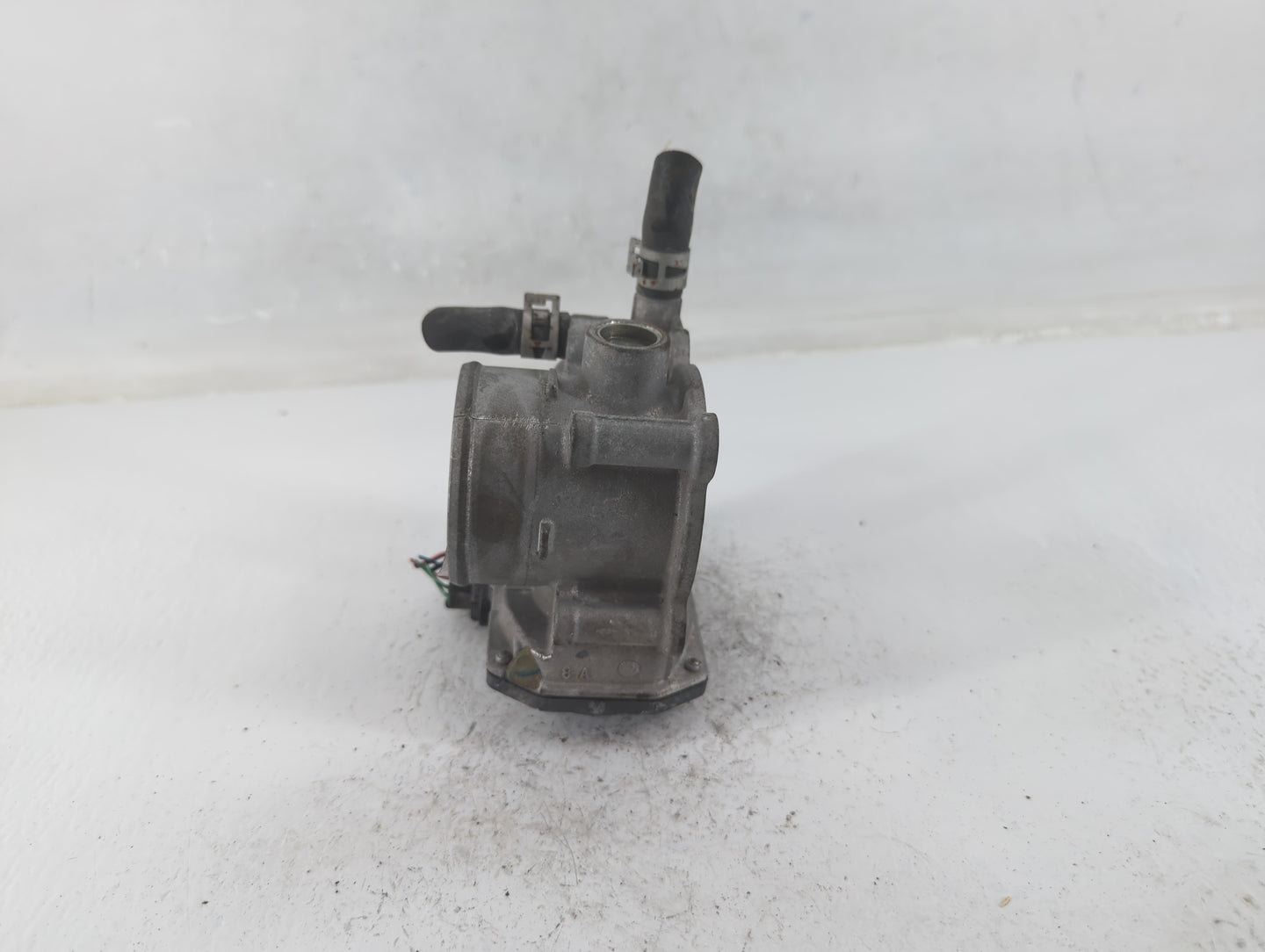 2011-2019 Toyota Corolla Throttle Body P/N:22030-0T080 Fits Fits 2011 2012 2013 2014 2015 2016 2017 2018 2019 OEM Used Auto 