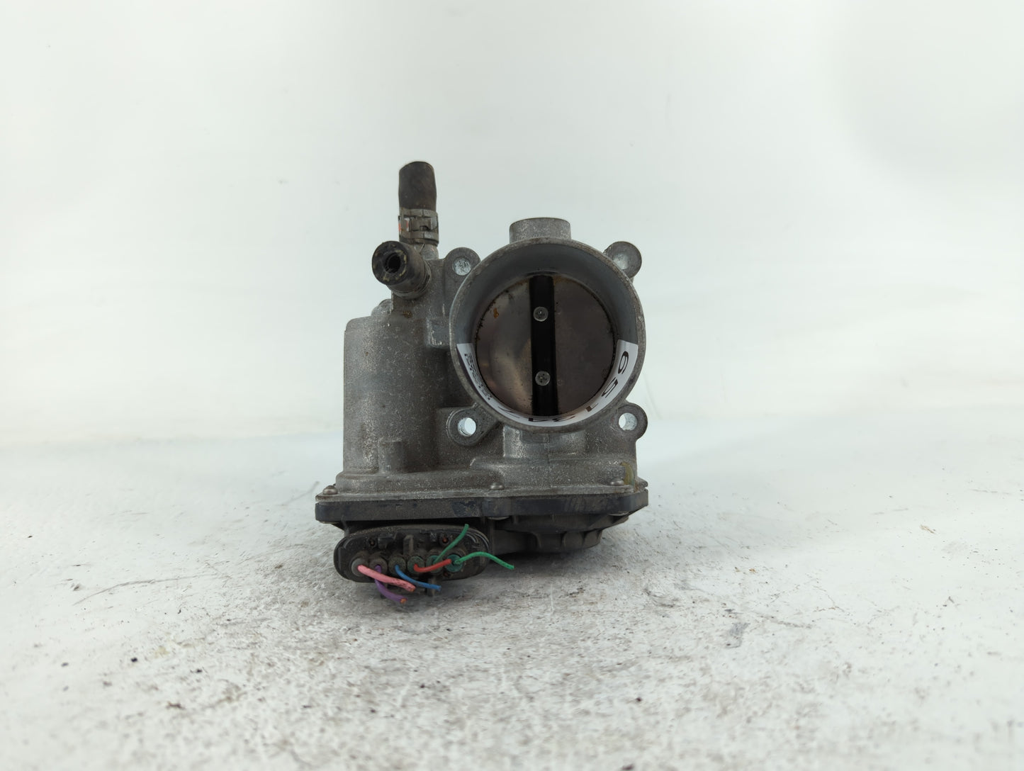 2011-2019 Toyota Corolla Throttle Body P/N:22030-0T080 Fits Fits 2011 2012 2013 2014 2015 2016 2017 2018 2019 OEM Used Auto 