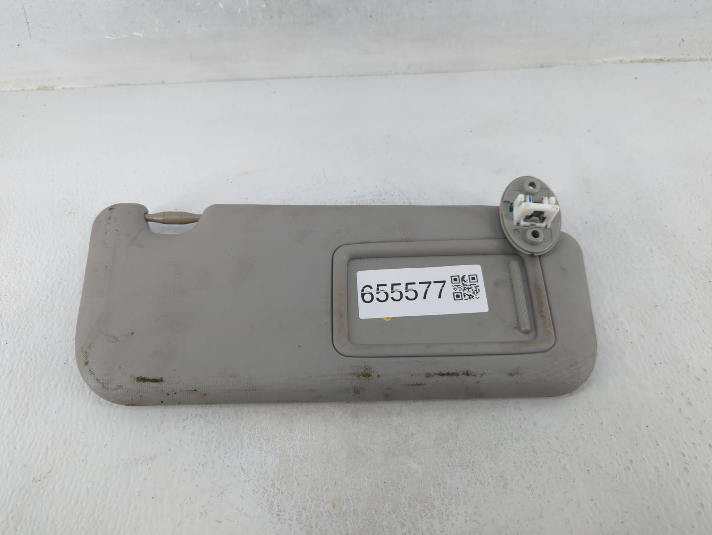 2017-2019 Toyota Corolla Sun Visor Shade Replacement Passenger Right Mirror Fits Fits 2017 2018 2019 OEM Used Auto Parts - O