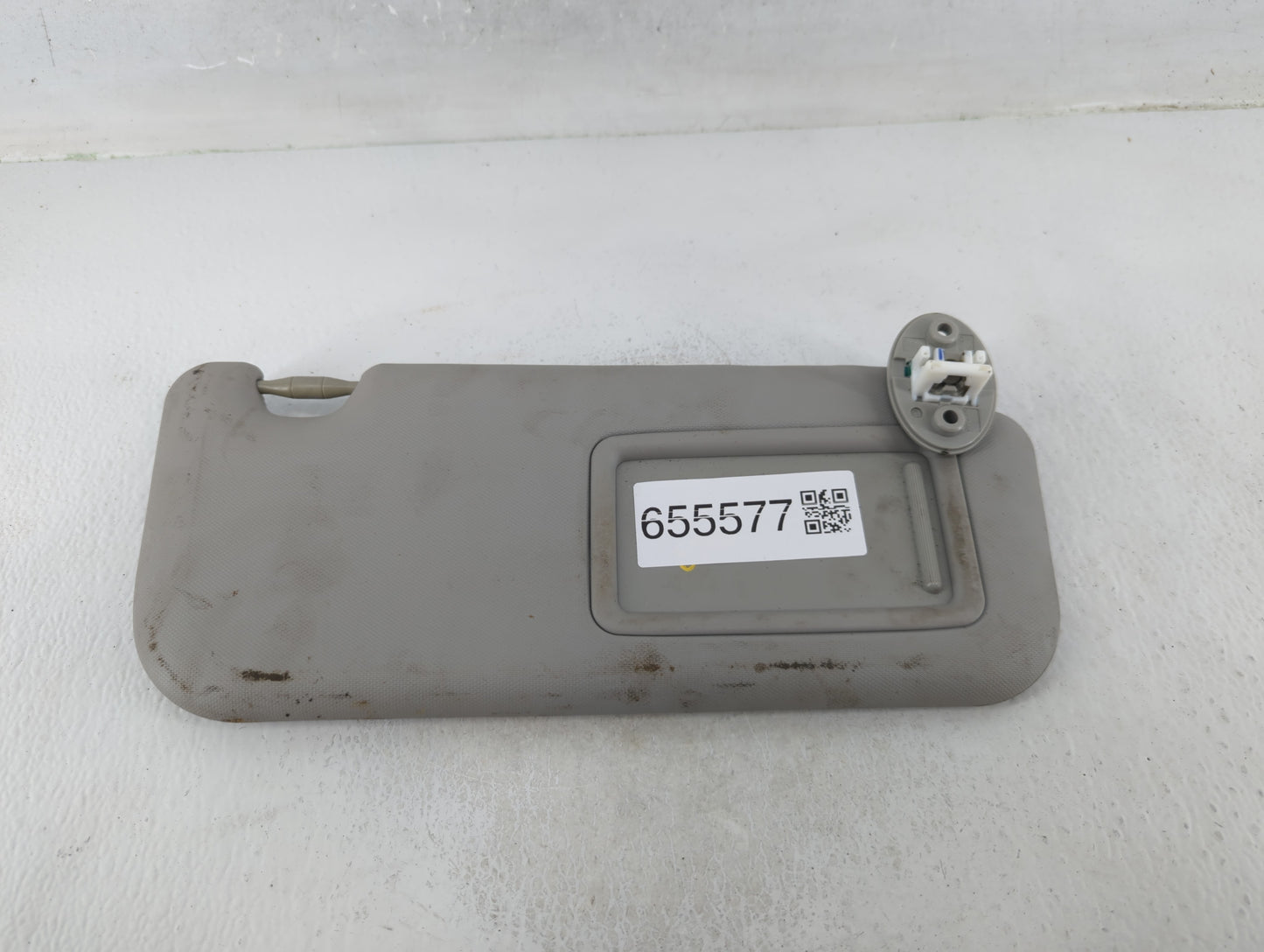 2017-2019 Toyota Corolla Sun Visor Shade Replacement Passenger Right Mirror Fits Fits 2017 2018 2019 OEM Used Auto Parts - O