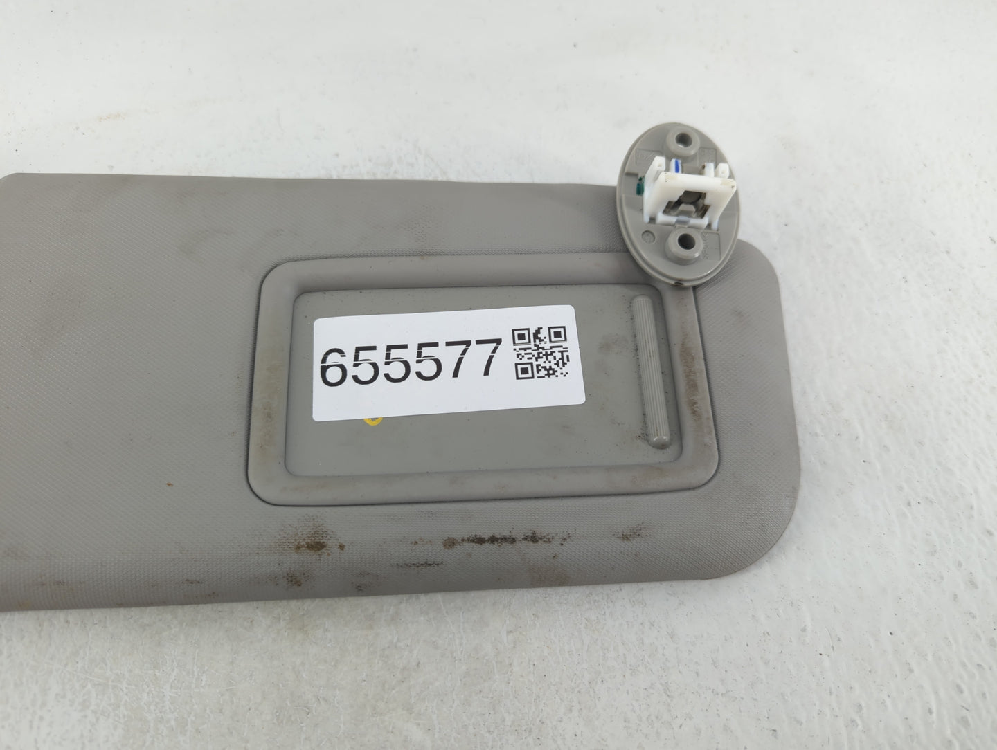 2017-2019 Toyota Corolla Sun Visor Shade Replacement Passenger Right Mirror Fits Fits 2017 2018 2019 OEM Used Auto Parts - O