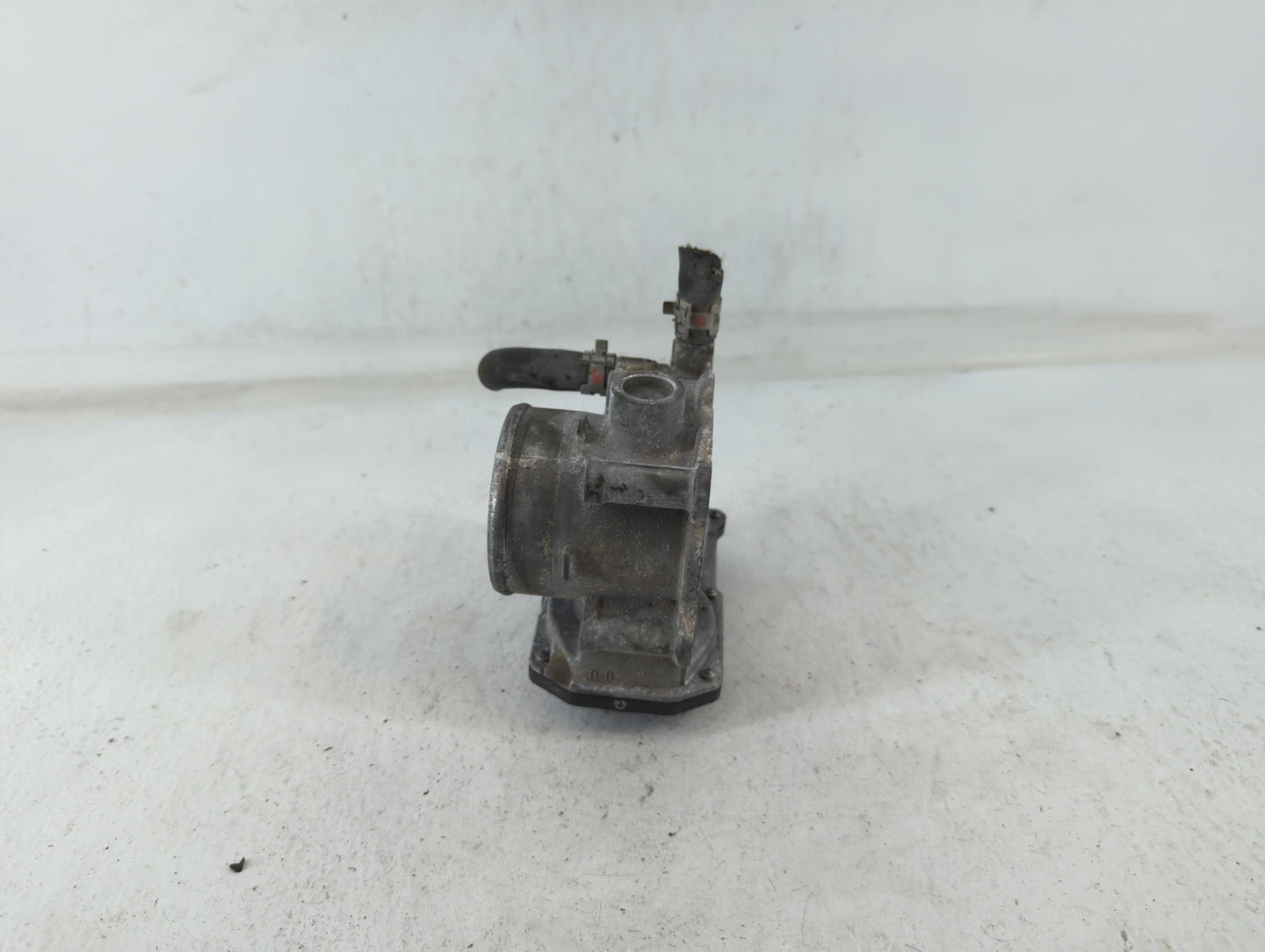 2011-2019 Toyota Corolla Throttle Body P/N:22030-0T080 Fits Fits 2011 2012 2013 2014 2015 2016 2017 2018 2019 OEM Used Auto 