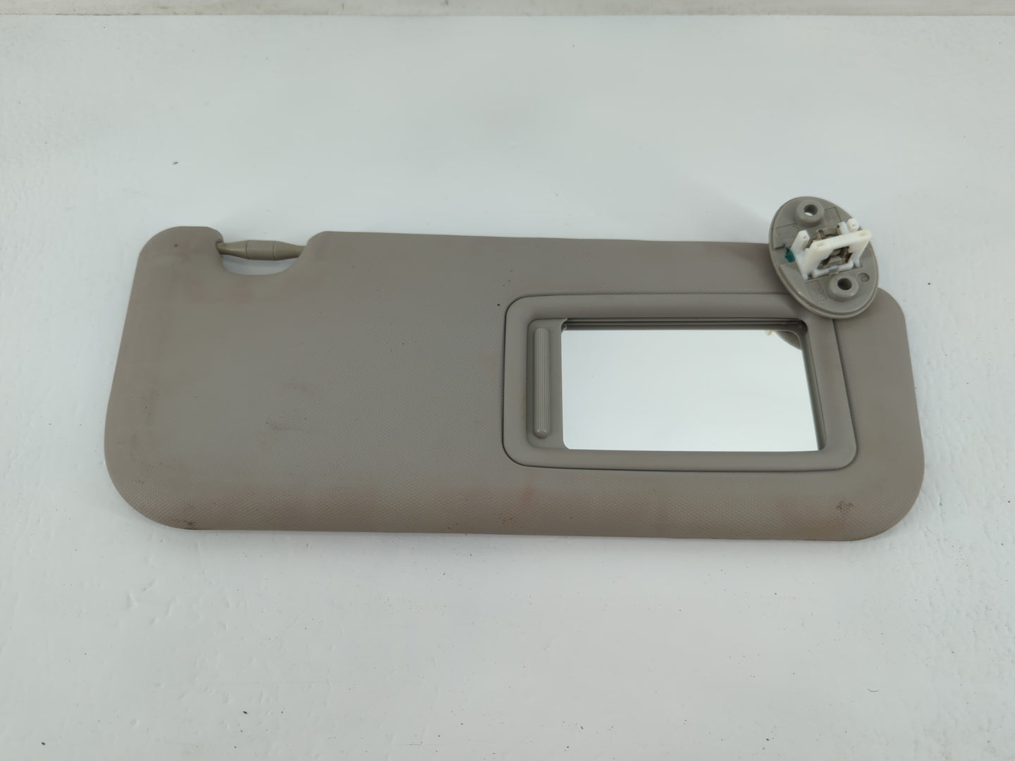 2017-2019 Toyota Corolla Sun Visor Shade Replacement Passenger Right Mirror Fits Fits 2017 2018 2019 OEM Used Auto Parts - O