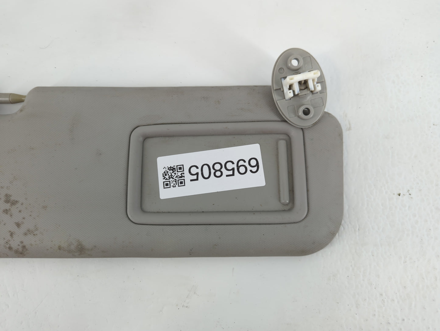 2017-2019 Toyota Corolla Sun Visor Shade Replacement Passenger Right Mirror Fits Fits 2017 2018 2019 OEM Used Auto Parts - O