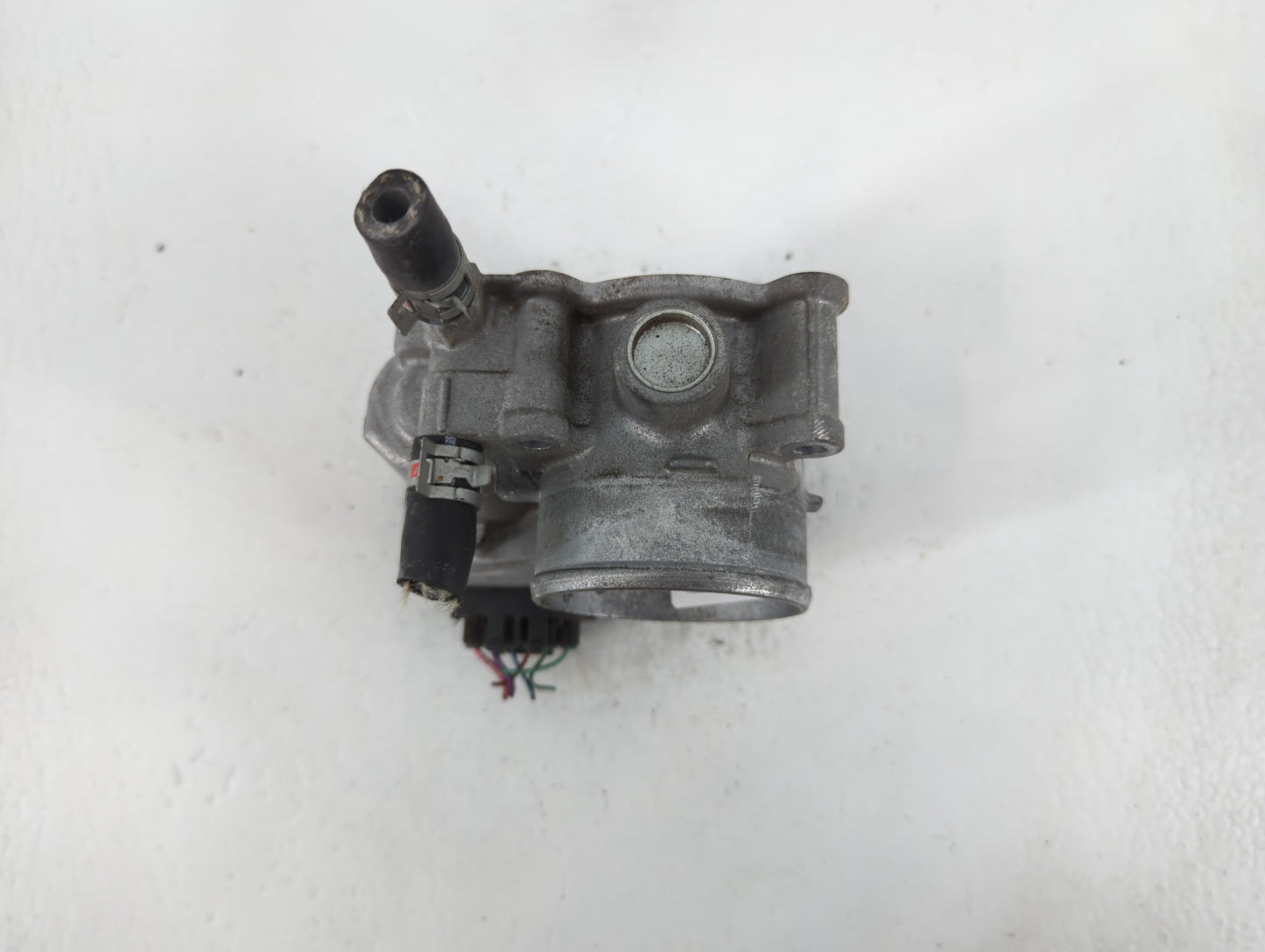 2011-2019 Toyota Corolla Throttle Body P/N:22030-0T080 Fits Fits 2011 2012 2013 2014 2015 2016 2017 2018 2019 OEM Used Auto 