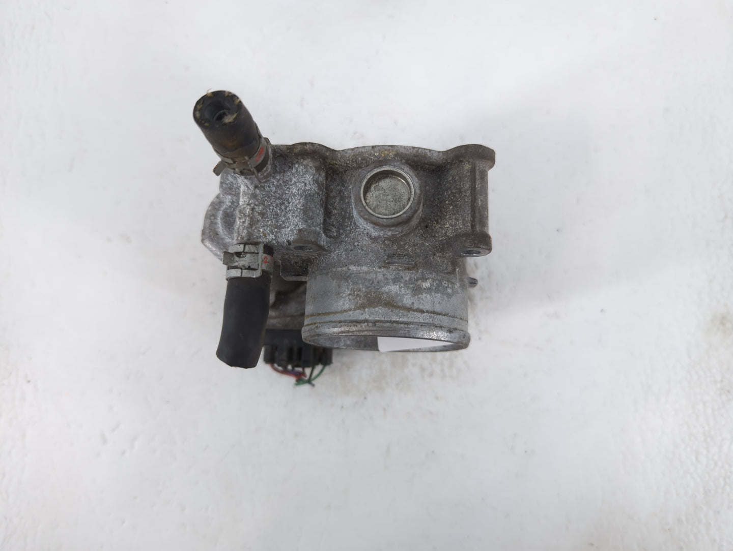 2011-2019 Toyota Corolla Throttle Body P/N:22030-0T080 Fits Fits 2011 2012 2013 2014 2015 2016 2017 2018 2019 OEM Used Auto 