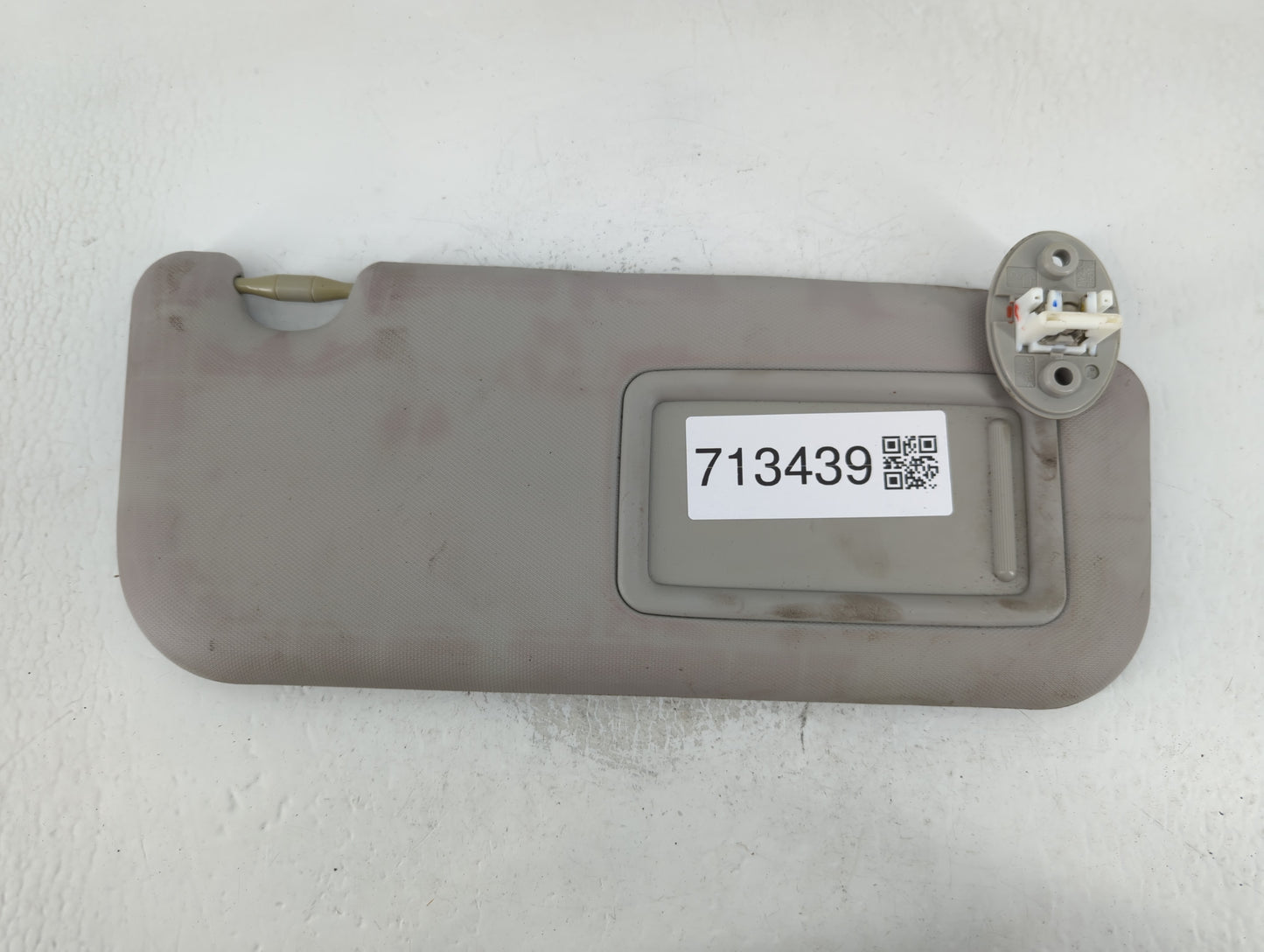 2017-2019 Toyota Corolla Sun Visor Shade Replacement Passenger Right Mirror Fits Fits 2017 2018 2019 OEM Used Auto Parts - O