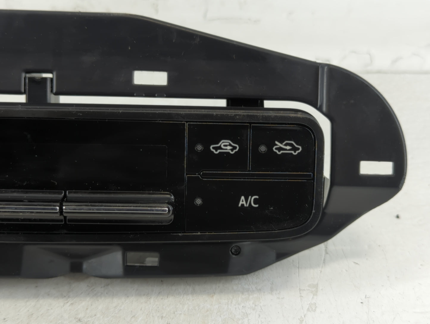 2017-2019 Toyota Corolla Climate Control Module Temperature AC/Heater Replacement P/N:55468-02060 Fits Fits 2017 2018 2019 O