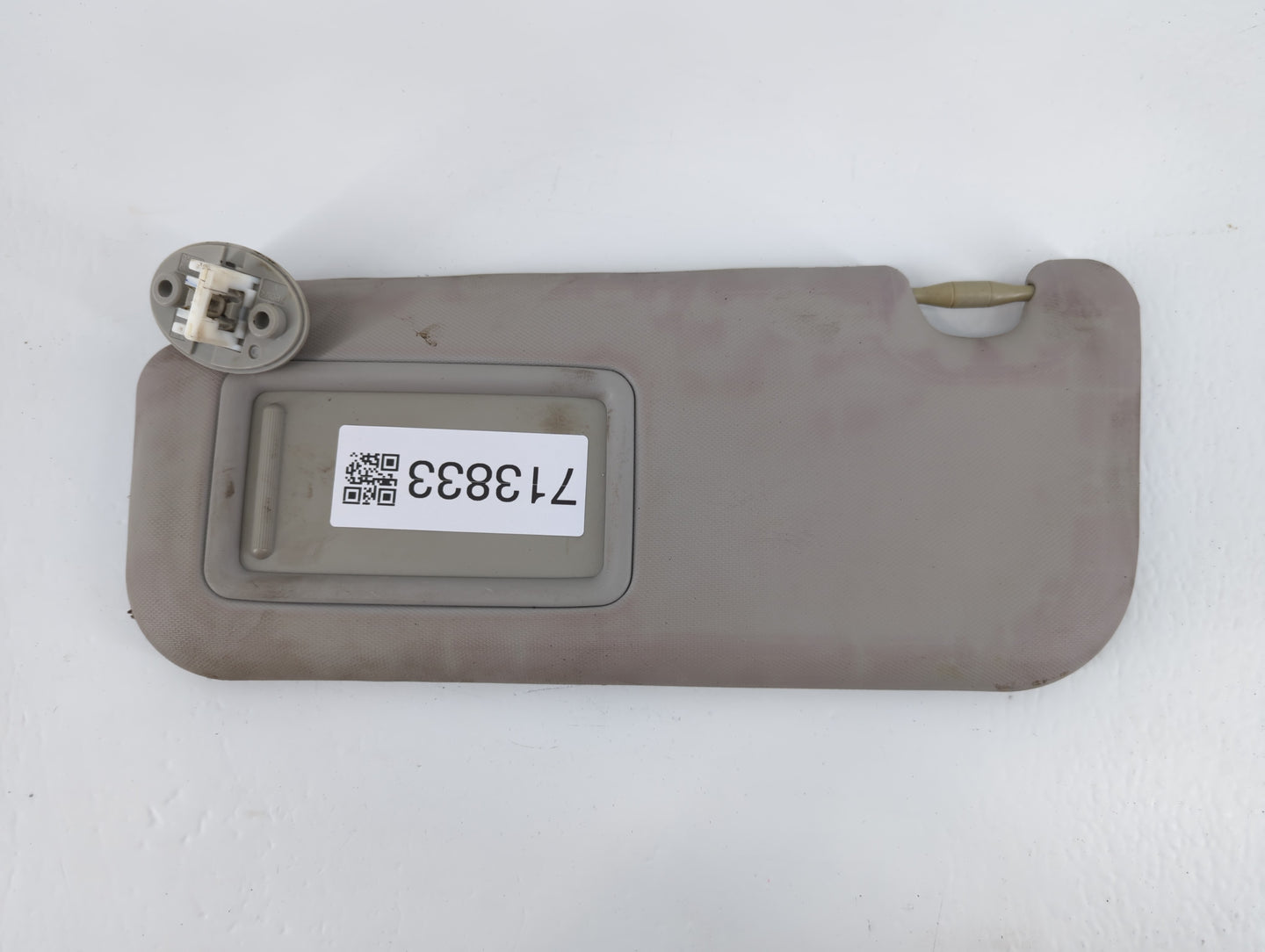 2017-2019 Toyota Corolla Sun Visor Shade Replacement Passenger Right Mirror Fits Fits 2017 2018 2019 OEM Used Auto Parts - O