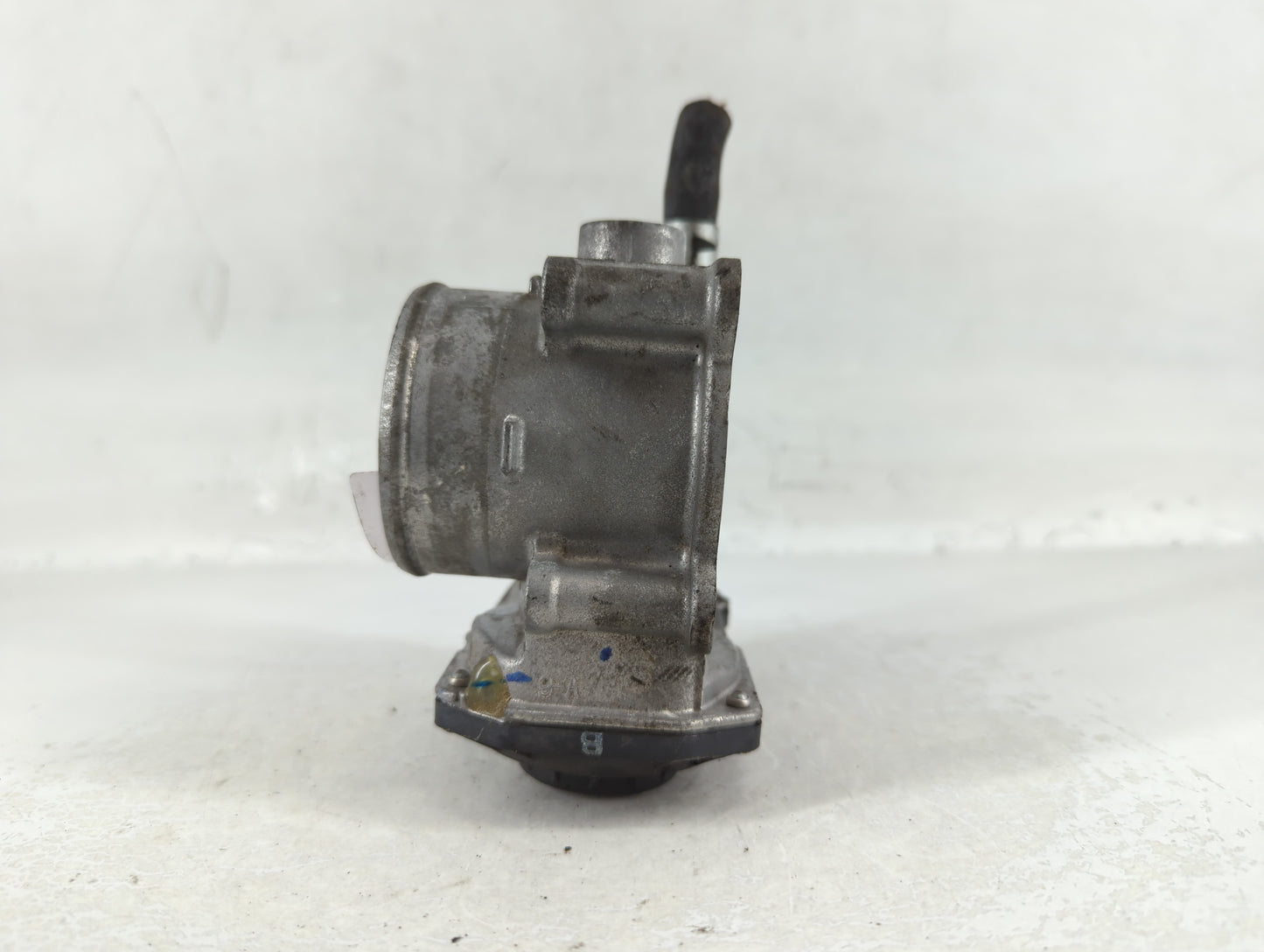 2011-2019 Toyota Corolla Throttle Body P/N:22030-0T080 Fits Fits 2011 2012 2013 2014 2015 2016 2017 2018 2019 OEM Used Auto 