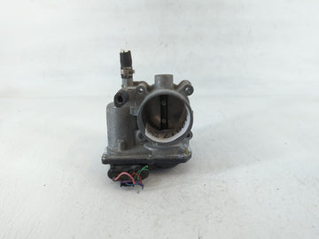2011-2019 Toyota Corolla Throttle Body P/N:22030-0T080 Fits Fits 2011 2012 2013 2014 2015 2016 2017 2018 2019 OEM Used Auto 