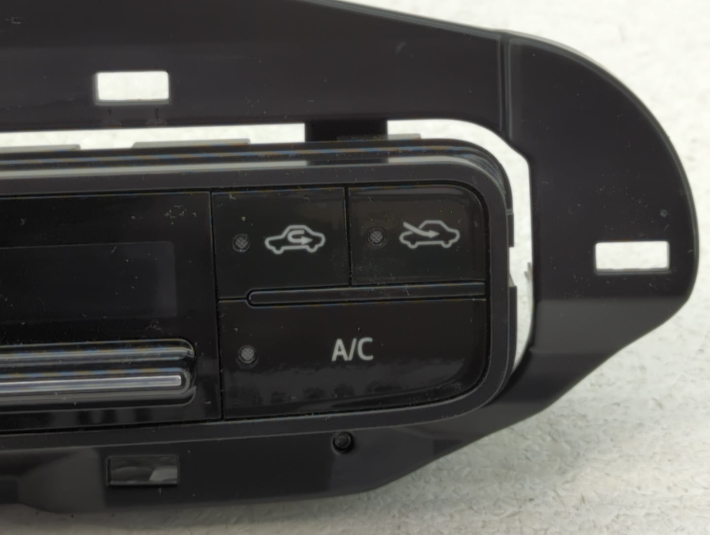 2017-2019 Toyota Corolla Climate Control Module Temperature AC/Heater Replacement P/N:55468-02060 Fits Fits 2017 2018 2019 O