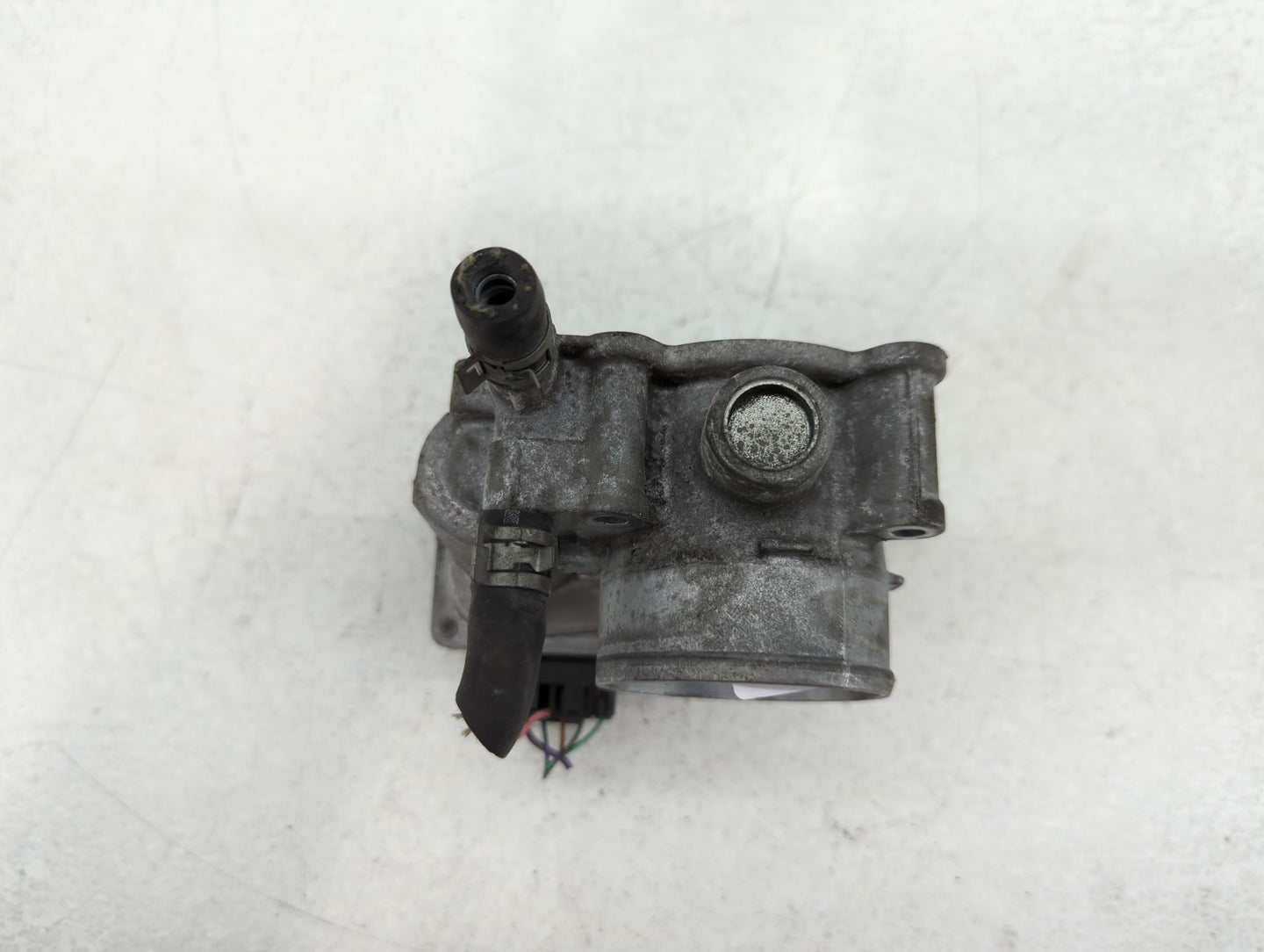 2011-2019 Toyota Corolla Throttle Body P/N:22030-0T080 Fits Fits 2011 2012 2013 2014 2015 2016 2017 2018 2019 OEM Used Auto 