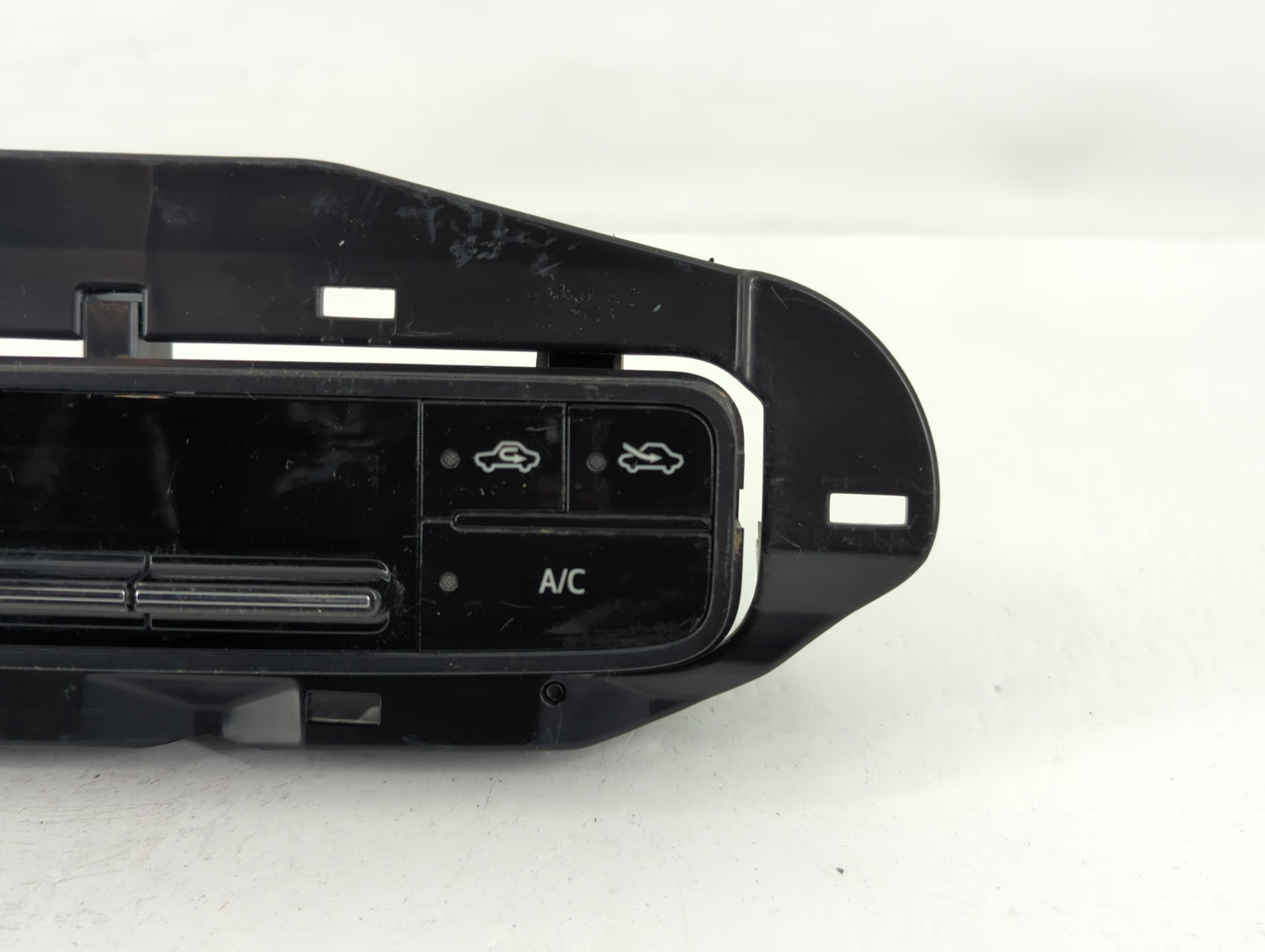 2017-2019 Toyota Corolla Climate Control Module Temperature AC/Heater Replacement P/N:55468-02060 Fits Fits 2017 2018 2019 O