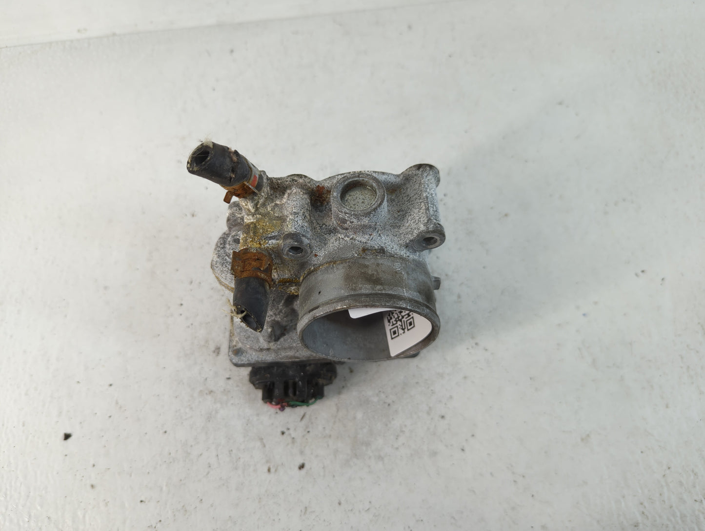 2011-2019 Toyota Corolla Throttle Body P/N:22030-0T080 Fits Fits 2011 2012 2013 2014 2015 2016 2017 2018 2019 OEM Used Auto 