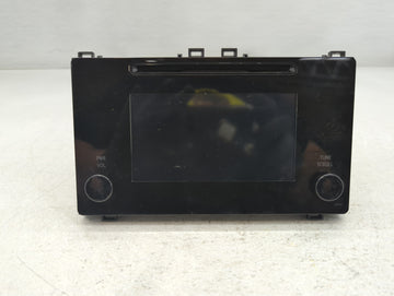 2017-2019 Toyota Corolla Am Fm Cd Player Radio Receiver - Oemusedautoparts1.com
