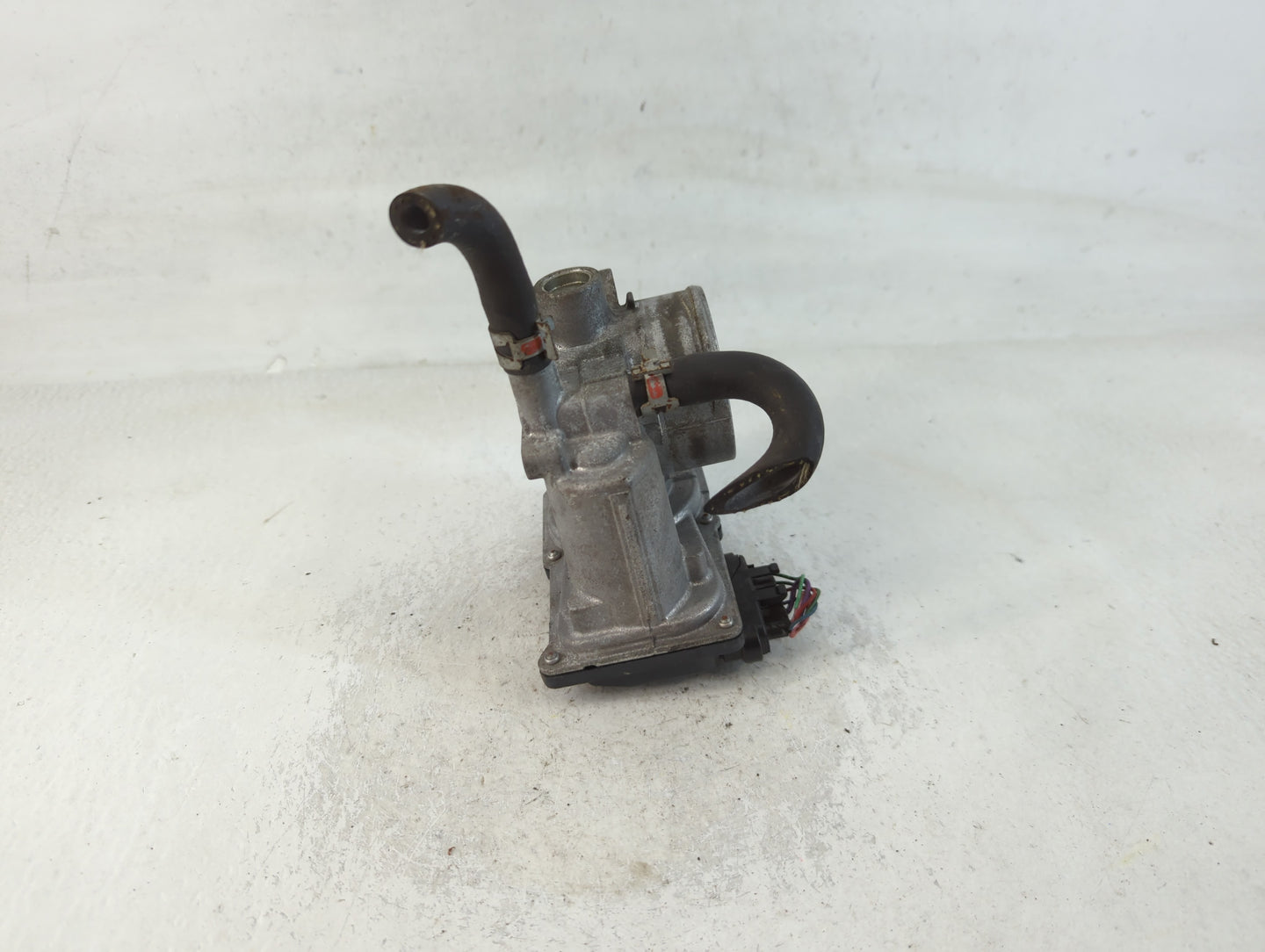 2011-2019 Toyota Corolla Throttle Body P/N:22030-0T080 Fits Fits 2011 2012 2013 2014 2015 2016 2017 2018 2019 OEM Used Auto 
