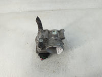 2011-2019 Toyota Corolla Throttle Body P/N:22030-0T080 Fits Fits 2011 2012 2013 2014 2015 2016 2017 2018 2019 OEM Used Auto 