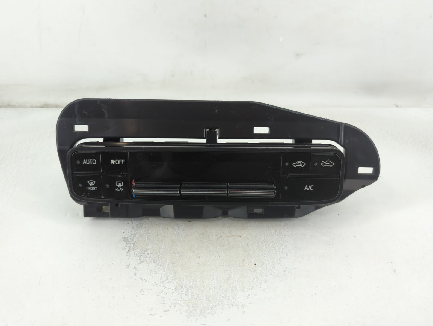 2017-2019 Toyota Corolla Climate Control Module Temperature AC/Heater Replacement P/N:55468-02060 Fits Fits 2017 2018 2019 O