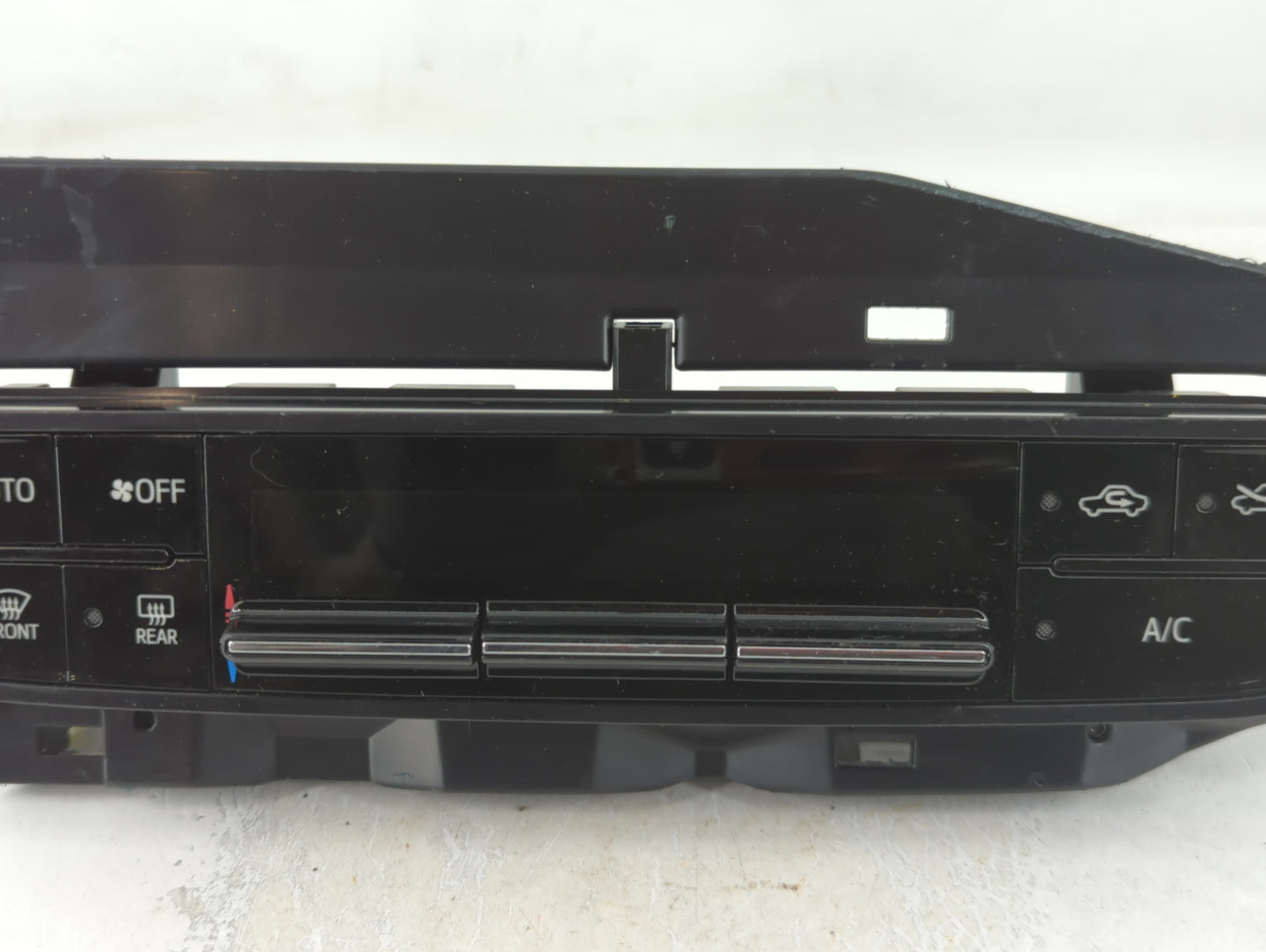 2017-2019 Toyota Corolla Climate Control Module Temperature AC/Heater Replacement P/N:55468-02060 Fits Fits 2017 2018 2019 O