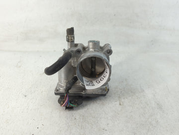 2011-2019 Toyota Corolla Throttle Body P/N:22030-0T080 Fits Fits 2011 2012 2013 2014 2015 2016 2017 2018 2019 OEM Used Auto 