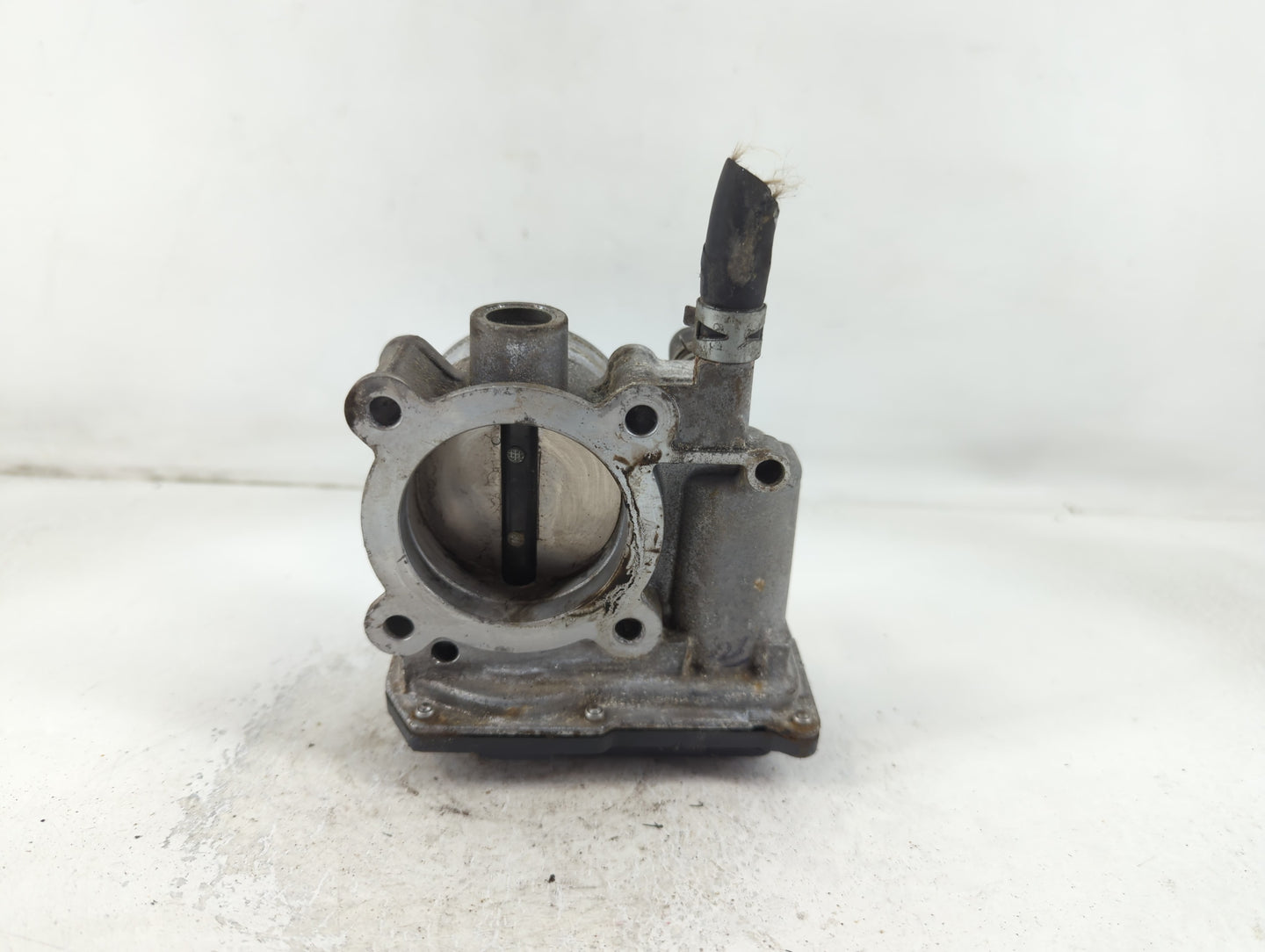 2011-2019 Toyota Corolla Throttle Body P/N:8K05 01153 22030-0T080 Fits Fits 2011 2012 2013 2014 2015 2016 2017 2018 2019 OEM