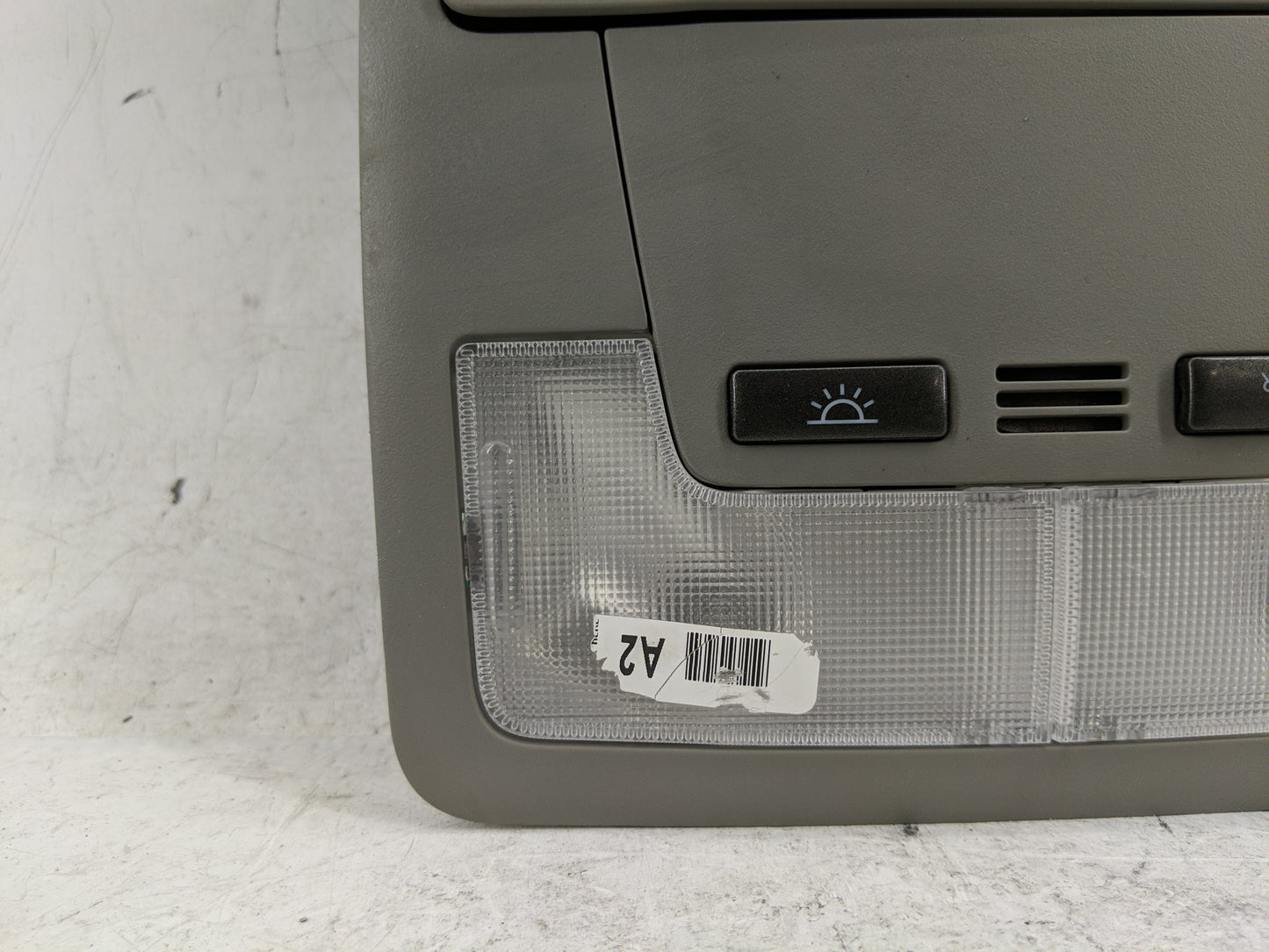 2014-2019 Toyota Highlander Overhead Roof Console - Oemusedautoparts1.com
