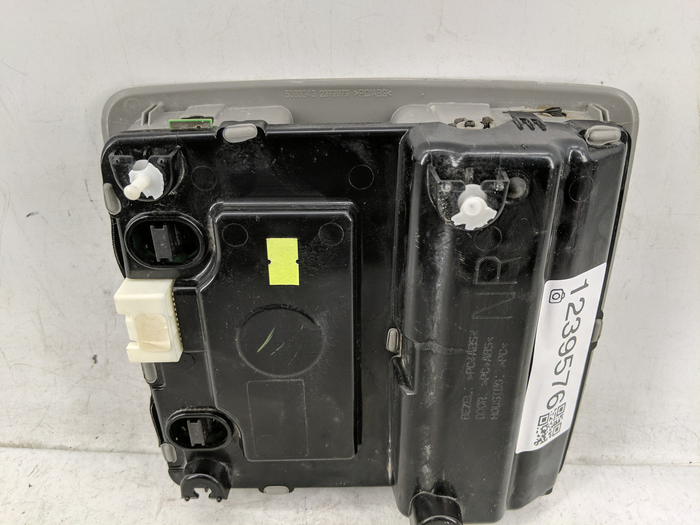 2014-2019 Toyota Highlander Overhead Roof Console - Oemusedautoparts1.com
