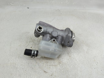 compare product 2018-2019 Toyota Highlander Brake Master Cylinder 1276162