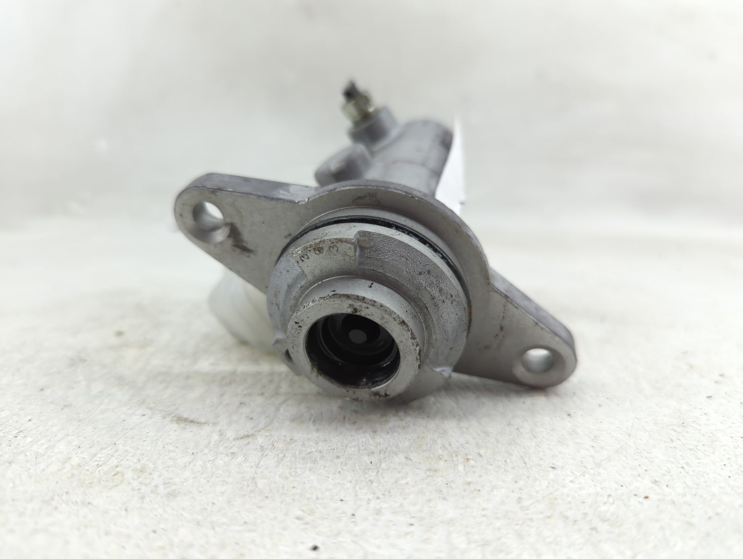 2018-2019 Toyota Highlander Brake Master Cylinder 1276162 - Oemusedautoparts1.com