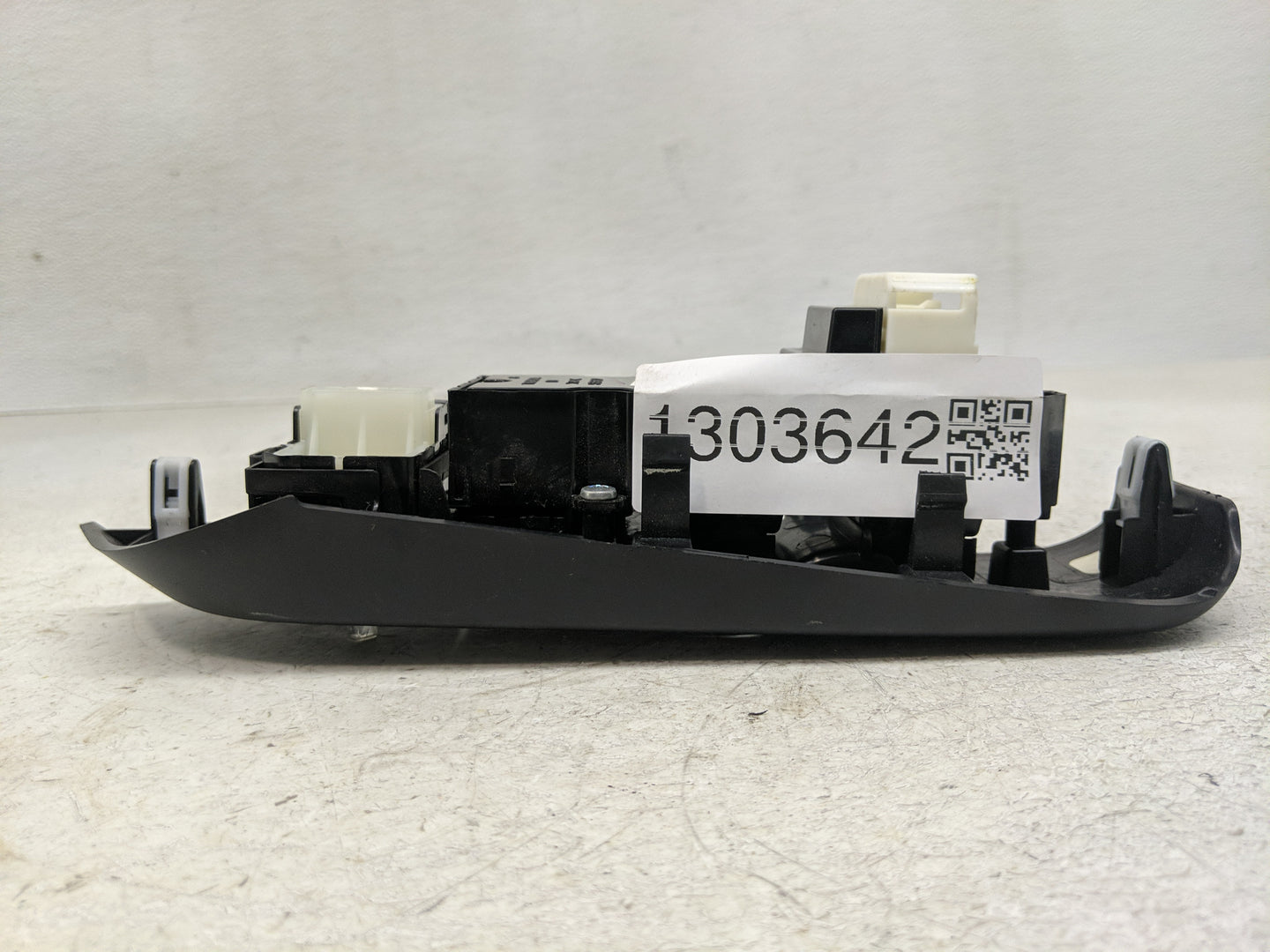 2014-2019 Toyota Highlander Master Power Window Switch Replacement Driver Side Left P/N:84820-0E020 Fits OEM Used Auto Parts