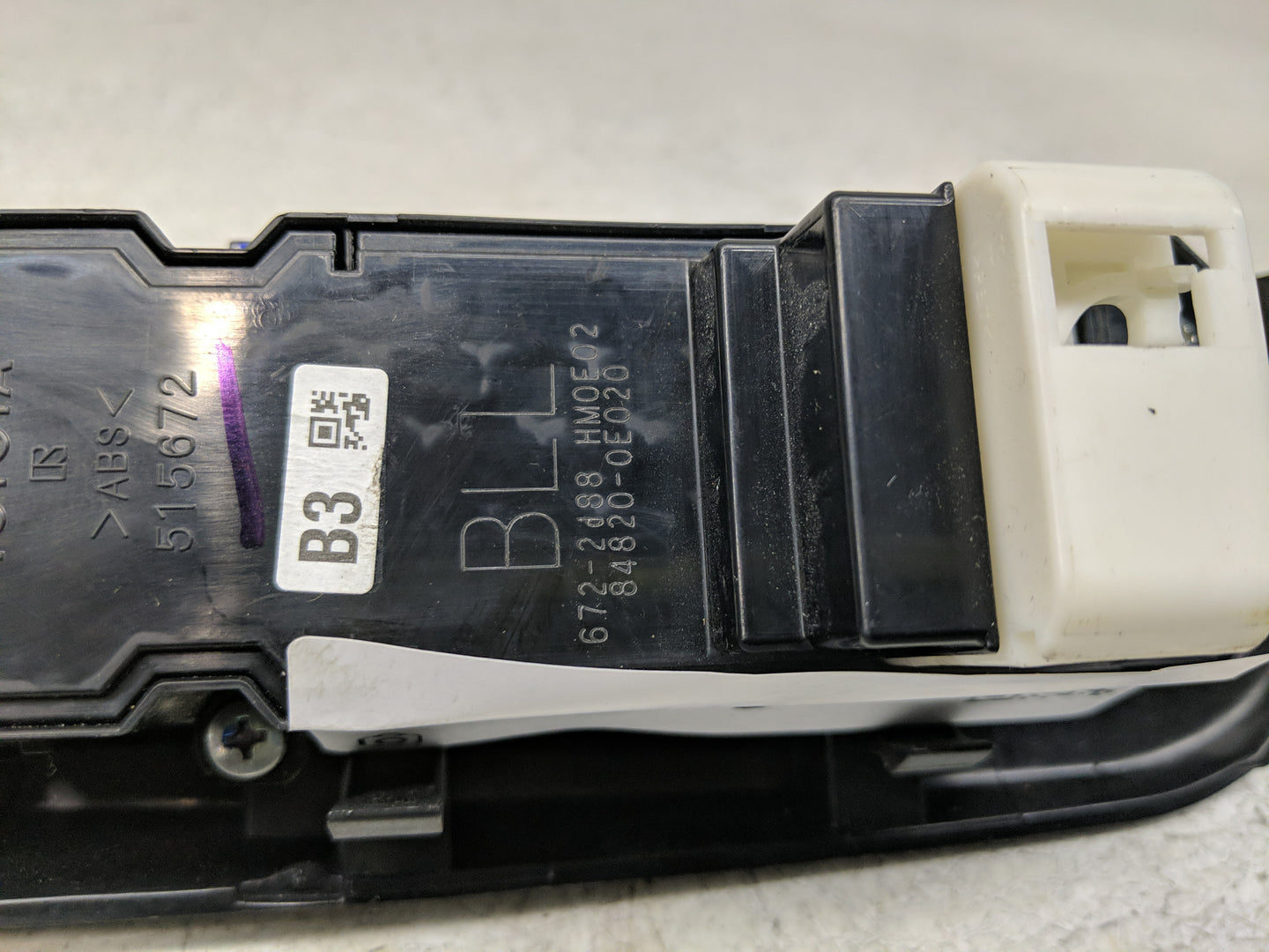 2014-2019 Toyota Highlander Master Power Window Switch Replacement Driver Side Left P/N:84820-0E020 Fits OEM Used Auto Parts