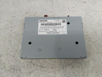 2014-2019 Toyota Highlander Radio AM FM Cd Player Receiver Replacement P/N:86180-0E011 Fits OEM Used Auto Parts - Oemusedaut