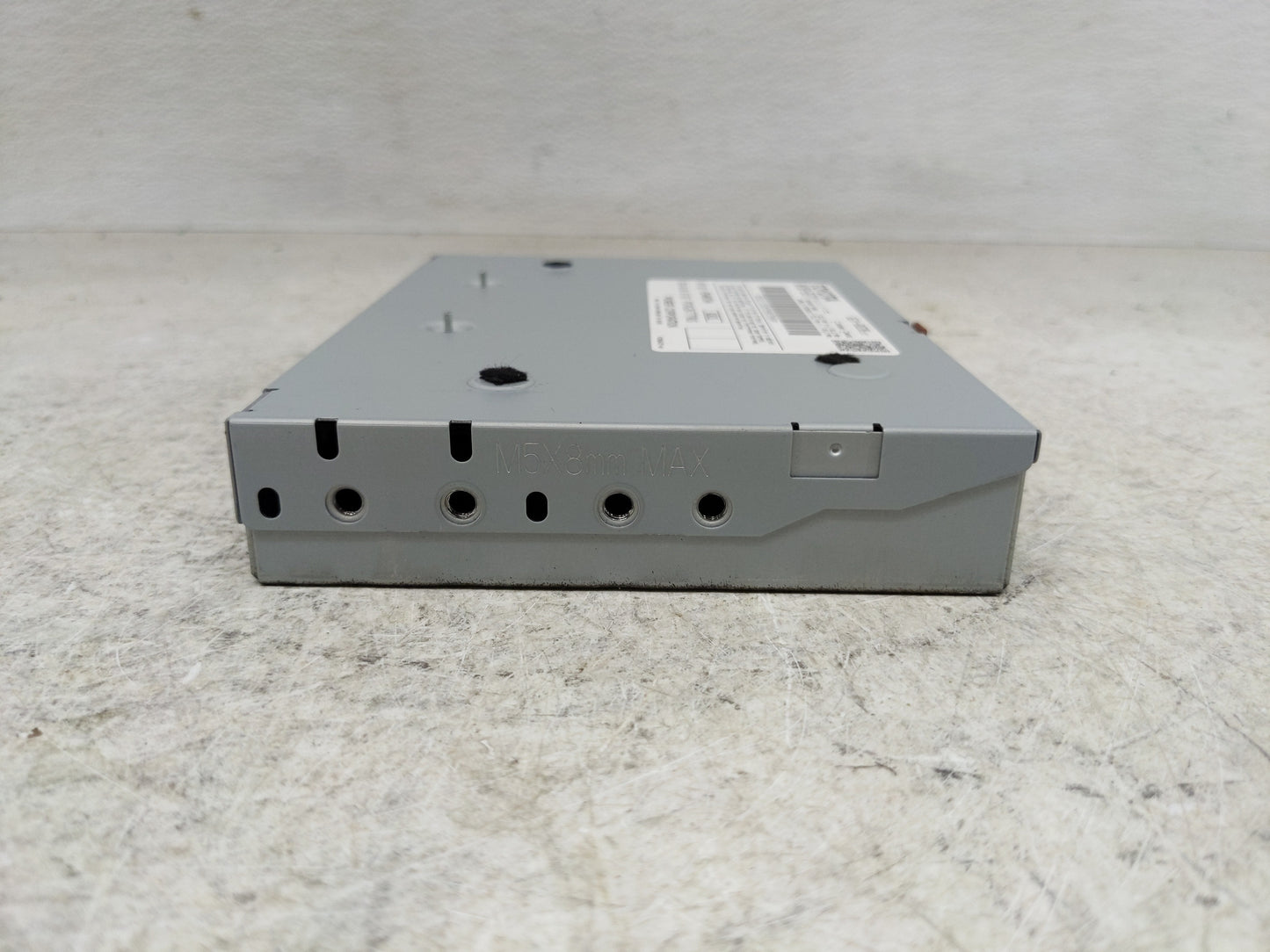 2014-2019 Toyota Highlander Radio AM FM Cd Player Receiver Replacement P/N:86180-0E011 Fits OEM Used Auto Parts - Oemusedaut