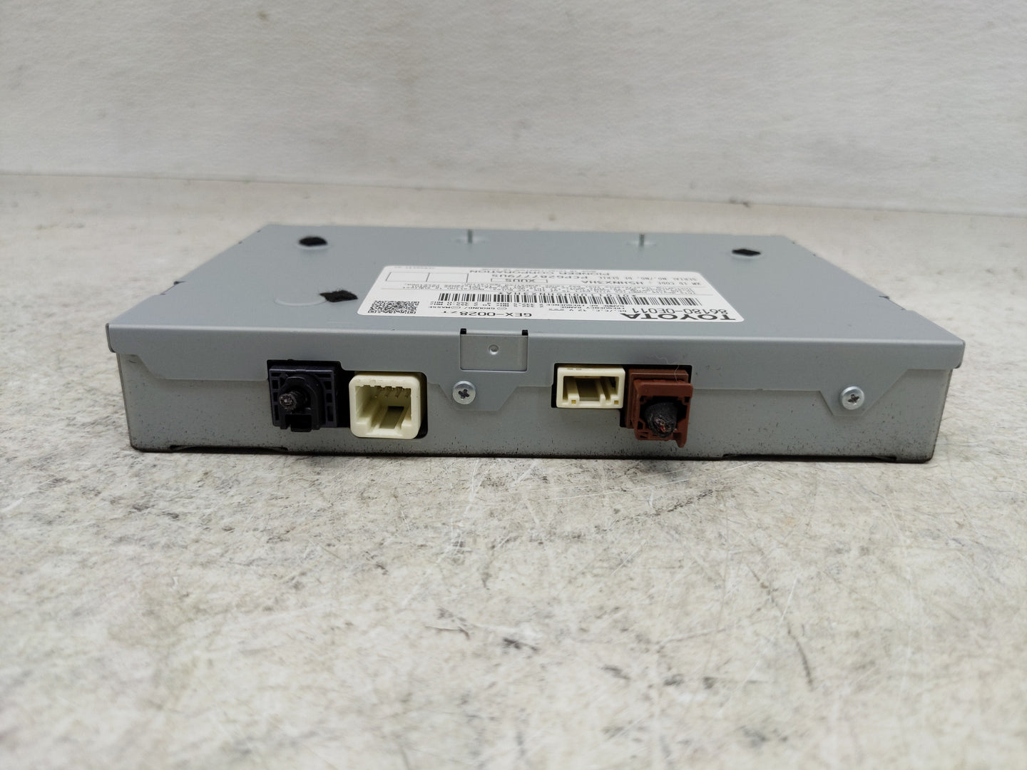 2014-2019 Toyota Highlander Radio AM FM Cd Player Receiver Replacement P/N:86180-0E011 Fits OEM Used Auto Parts - Oemusedaut