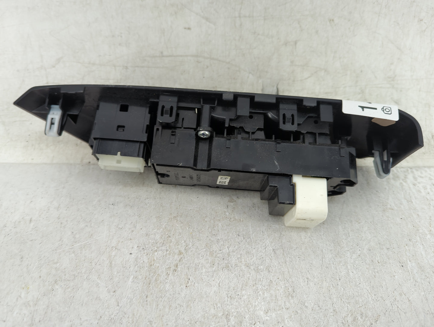 2014-2019 Toyota Highlander Master Power Window Switch Replacement Driver Side Left Fits OEM Used Auto Parts - Oemusedautopa