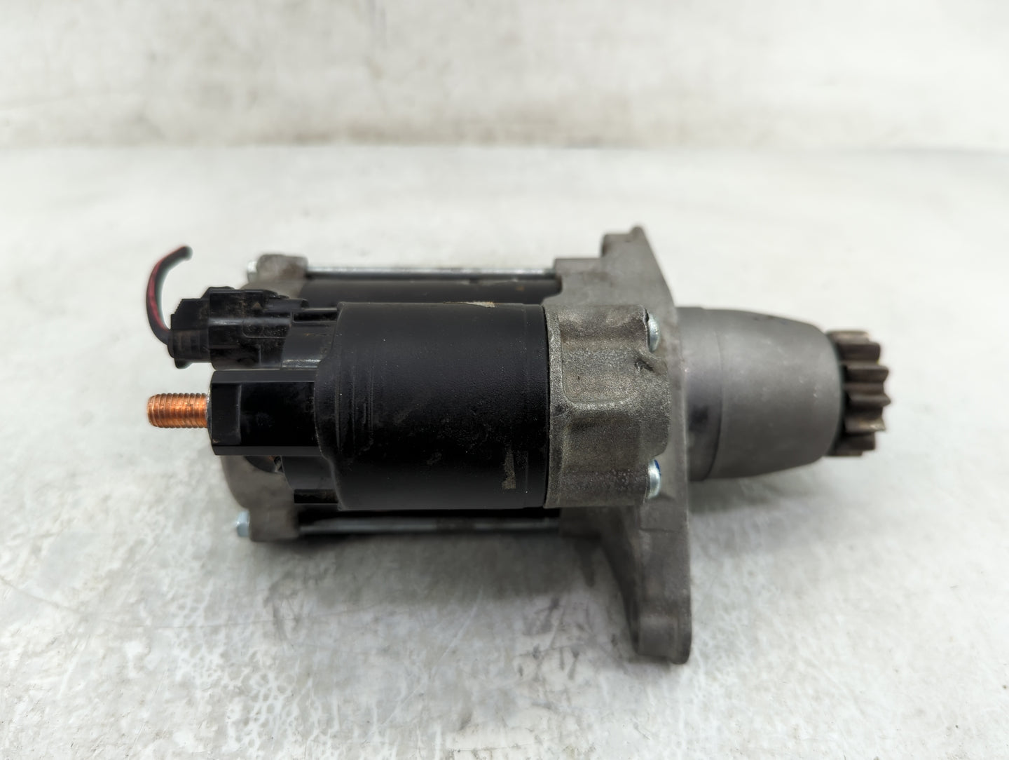 2014-2019 Toyota Highlander Alternator Replacement Generator Charging Assembly Engine OEM Fits OEM Used Auto Parts - Oemused