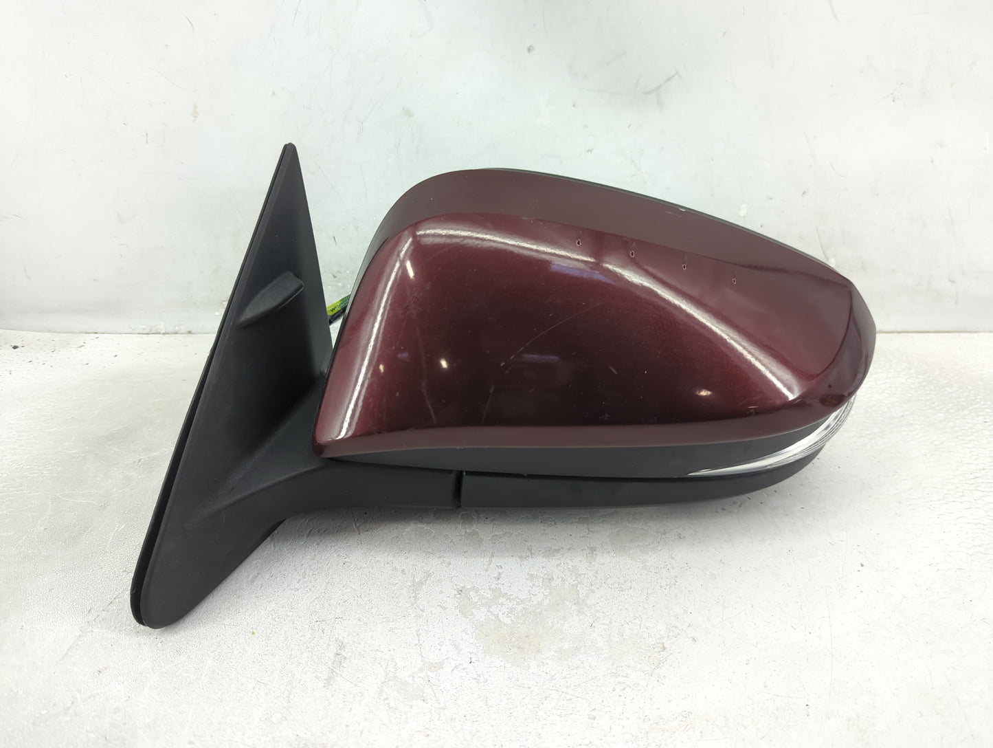 2014-2019 Toyota Highlander Driver Side View Mirror - Left Door Mirror OEM Used - Oemusedautoparts1.com