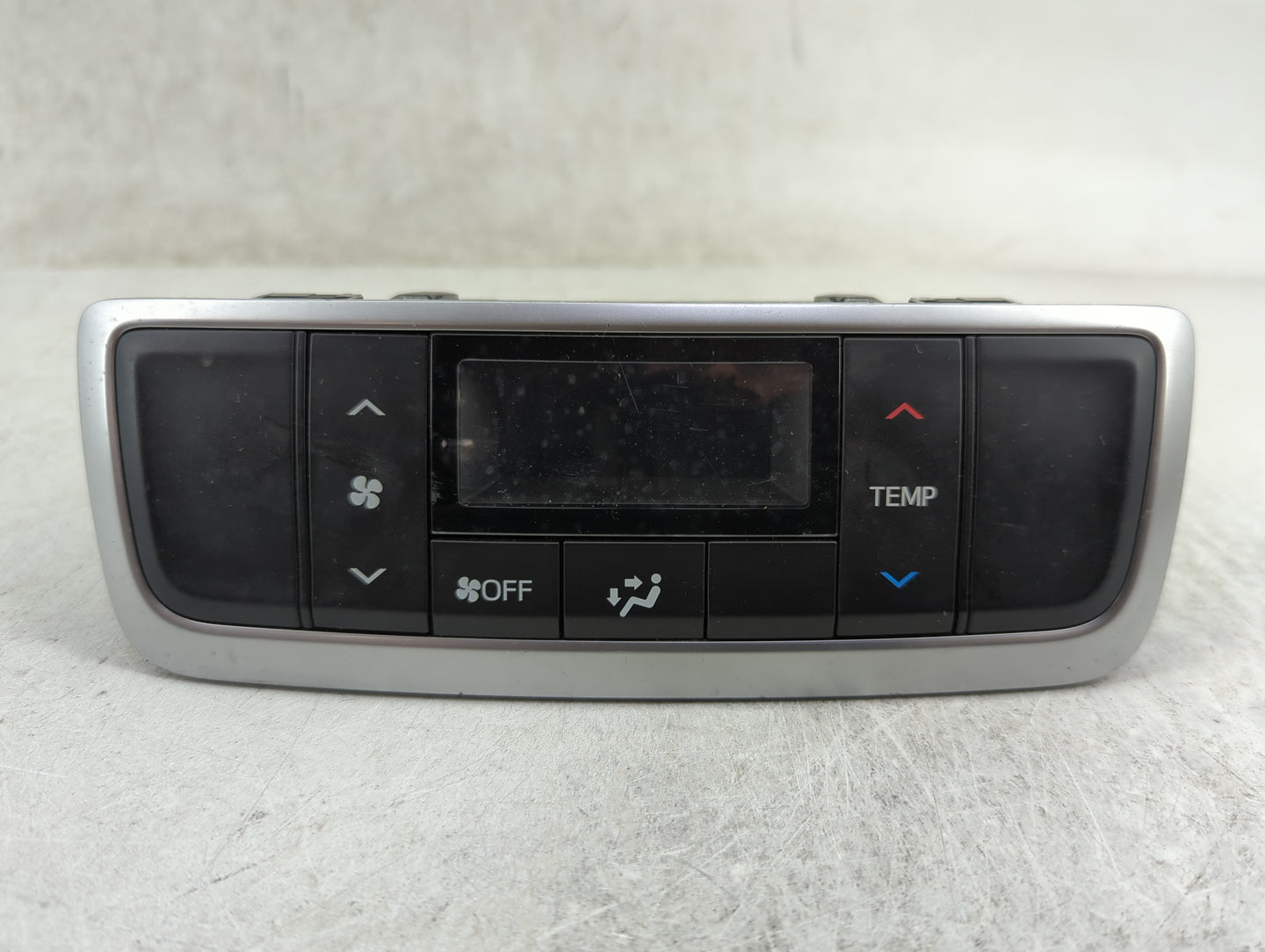 2019 Toyota Highlander Climate Control Module Temperature AC/Heater Replacement P/N:55900-0E490 Fits OEM Used Auto Parts - O