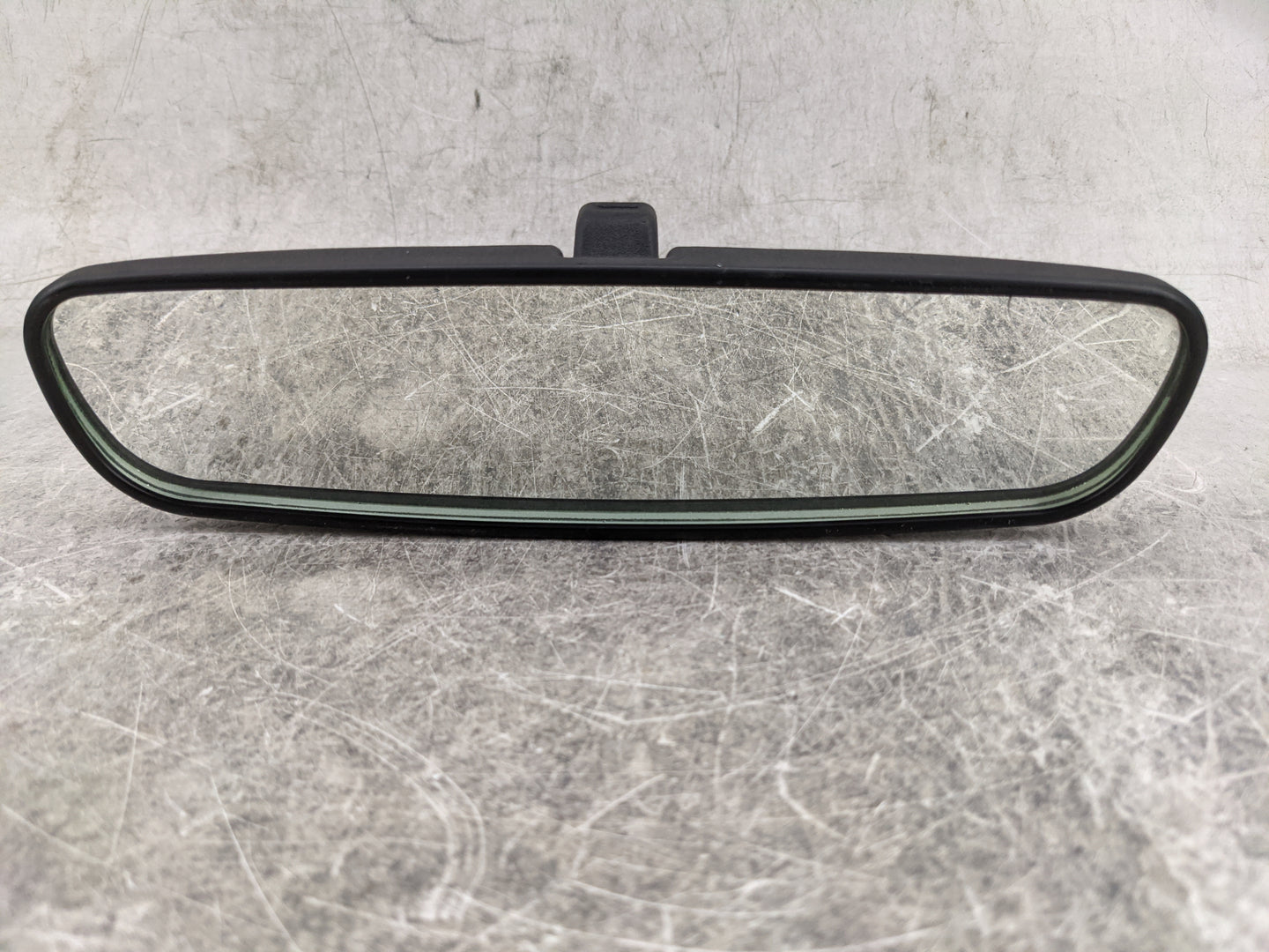 2019 Toyota Highlander Interior Rear View Mirror Replacement OEM P/N:045617 015617, 025617 Fits OEM Used Auto Parts - Oemuse
